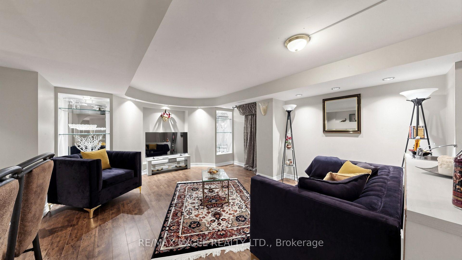 Photo 36 of 651 Via Romano Boulevard, Vaughan, Patterson — HOMEH