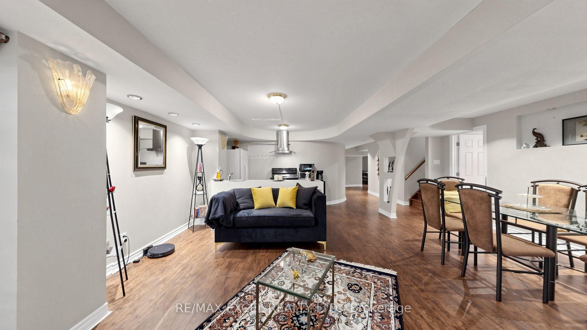 Photo 37 of 651 Via Romano Boulevard, Vaughan, Patterson — HOMEH