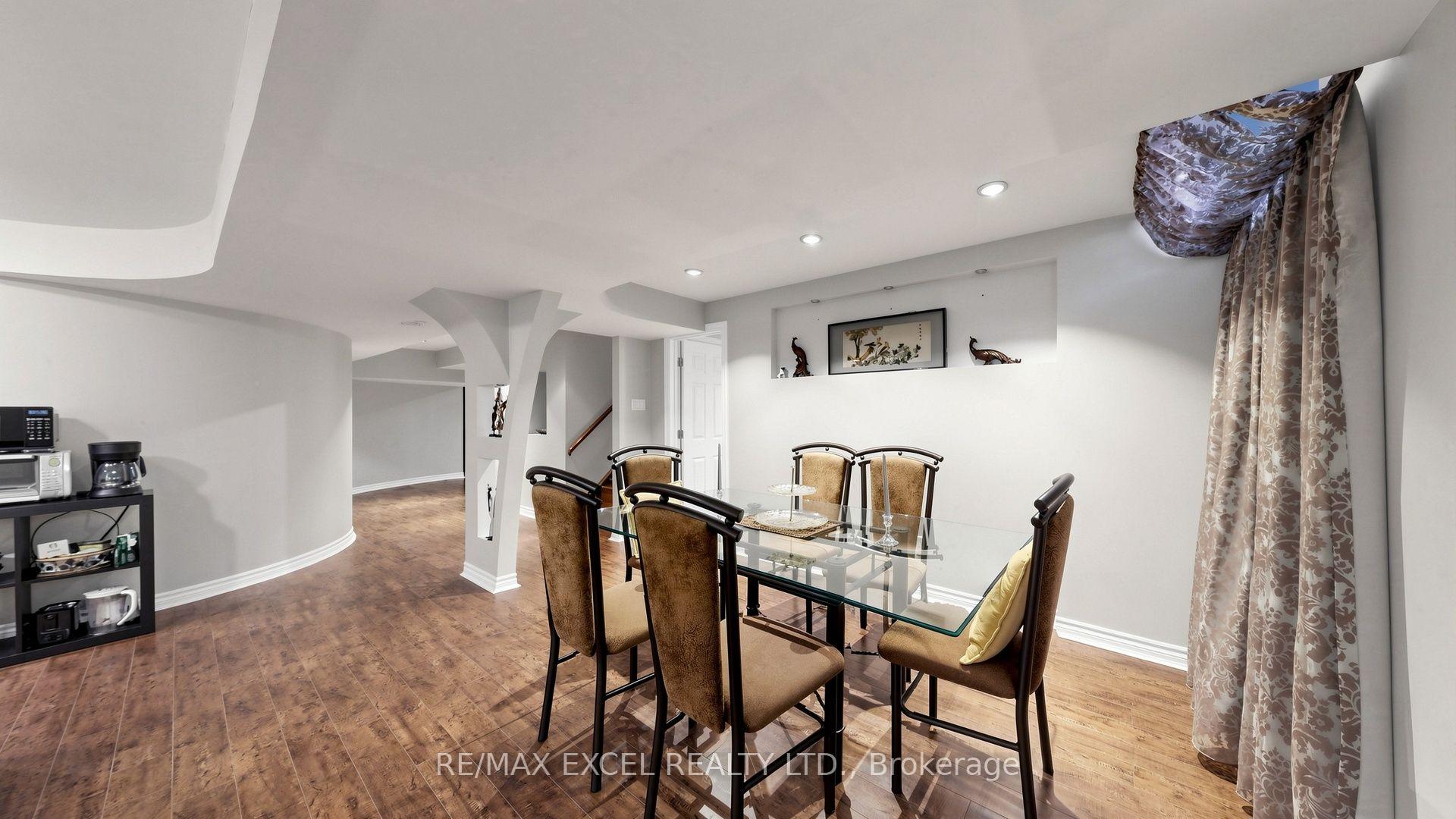 Photo 38 of 651 Via Romano Boulevard, Vaughan, Patterson — HOMEH