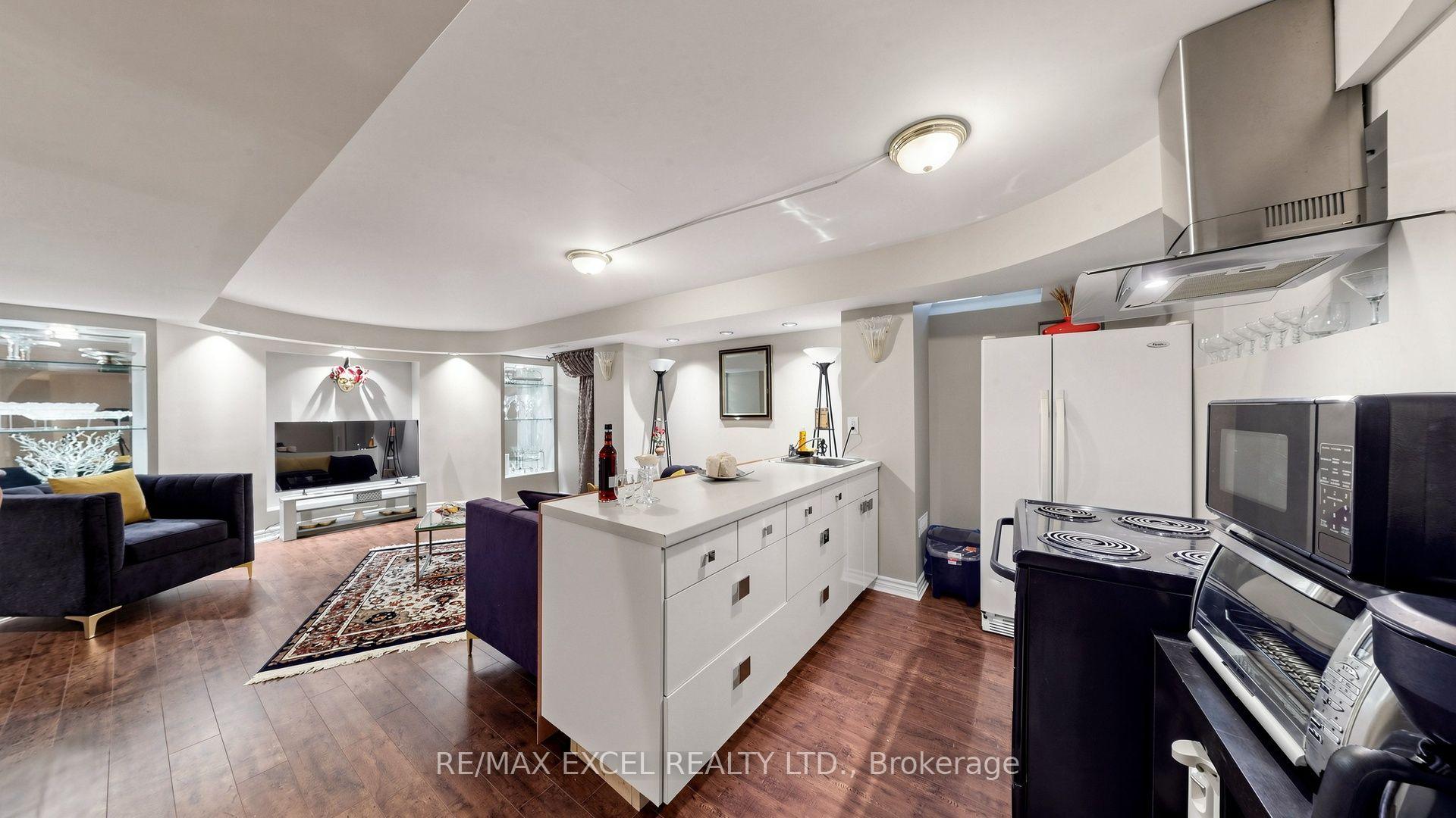 Photo 41 of 651 Via Romano Boulevard, Vaughan, Patterson — HOMEH
