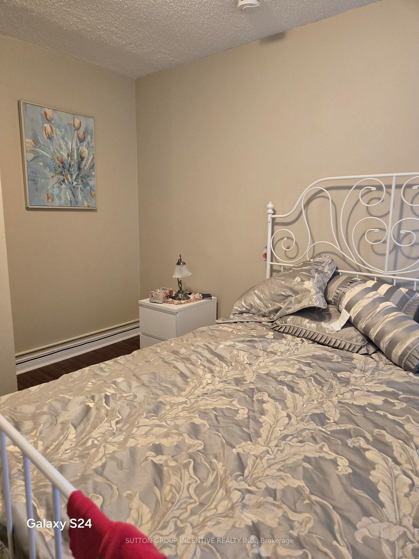 Photo 9 of 1382 Maple Road N, Innisfil, Rural Innisfil — HOMEH