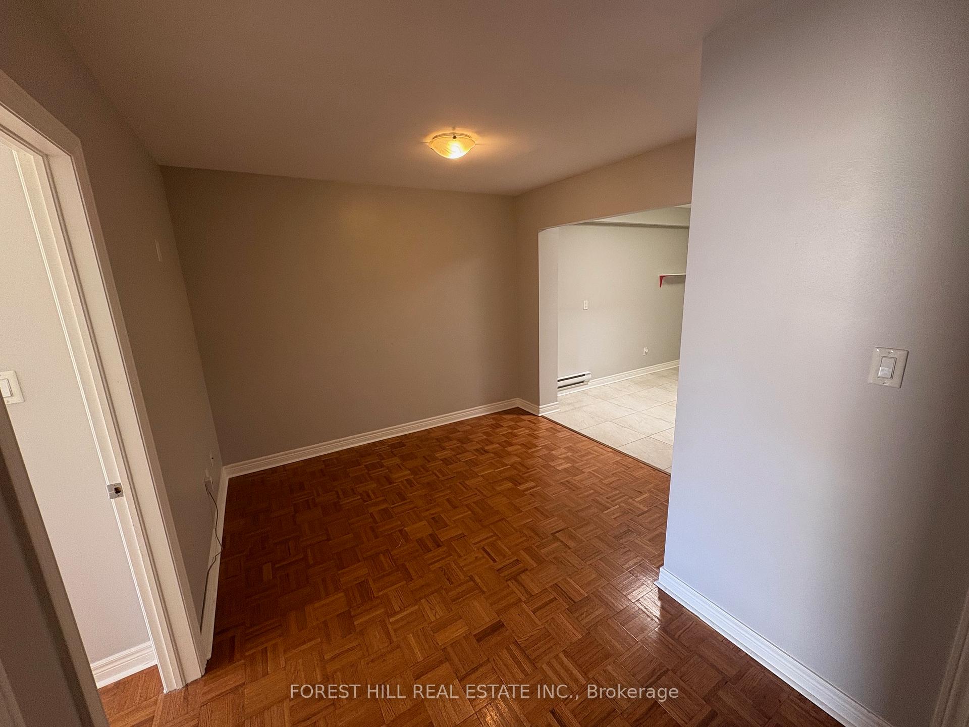 Photo 3 of Unit 2, 341 Lakeshore Road E, Oakville, Old Oakville — HOMEH