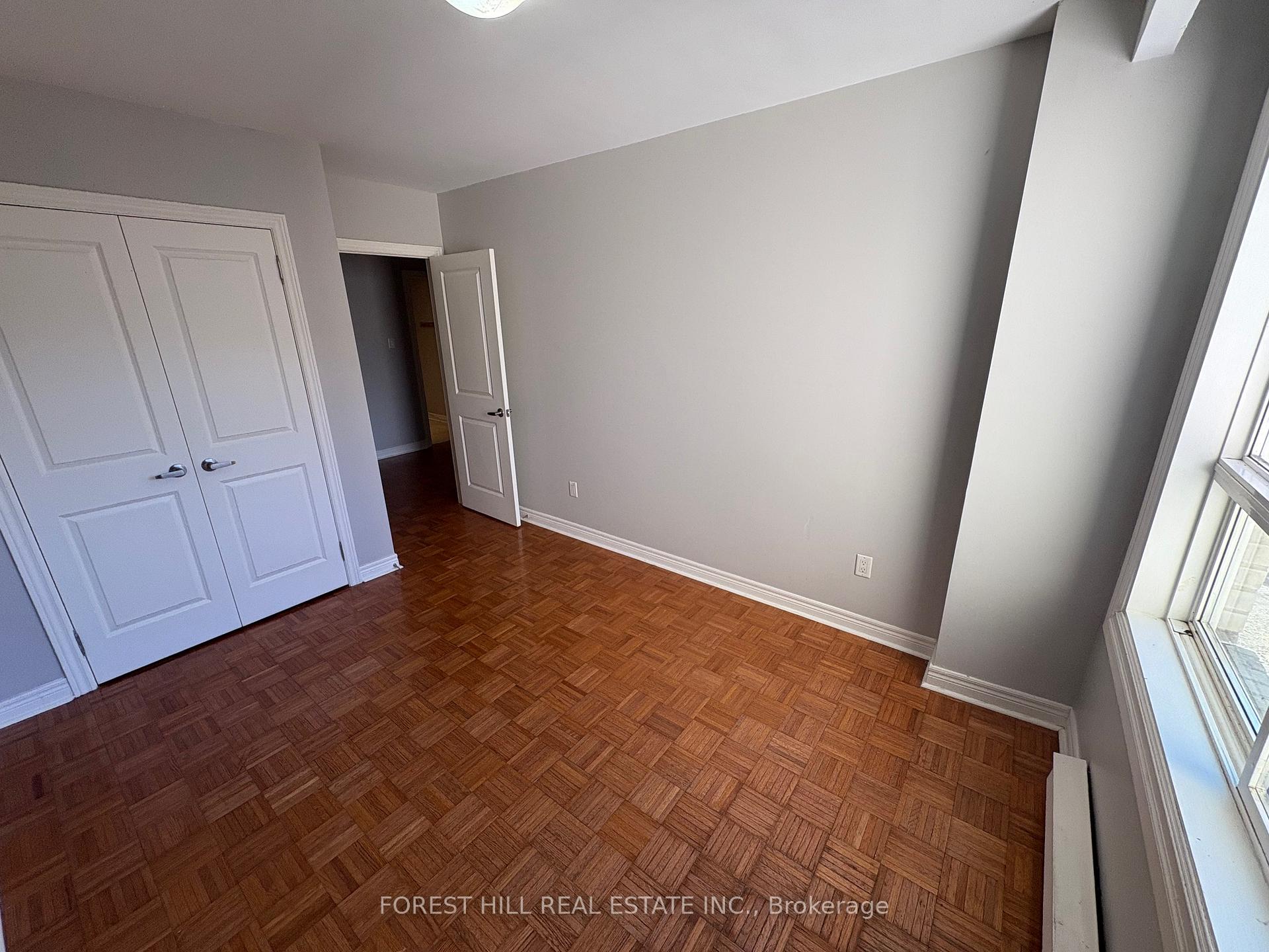 Photo 8 of Unit 2, 341 Lakeshore Road E, Oakville, Old Oakville — HOMEH
