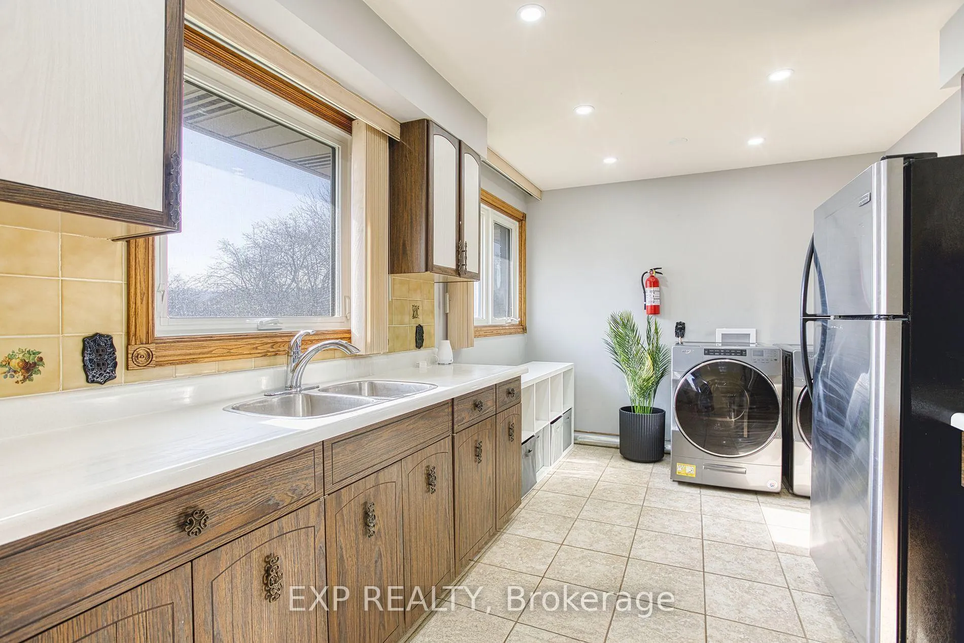 Photo 11 of Unit Main, 1204 Highway 8, Hamilton, Winona — HOMEH