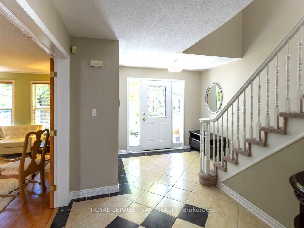 Photo 4 of 48 Delamere Drive, Ottawa, Stittsville (Central) — HOMEH