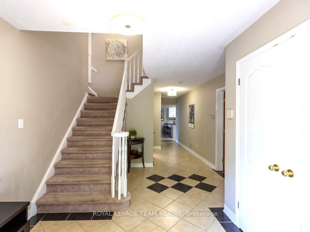 Photo 5 of 48 Delamere Drive, Ottawa, Stittsville (Central) — HOMEH