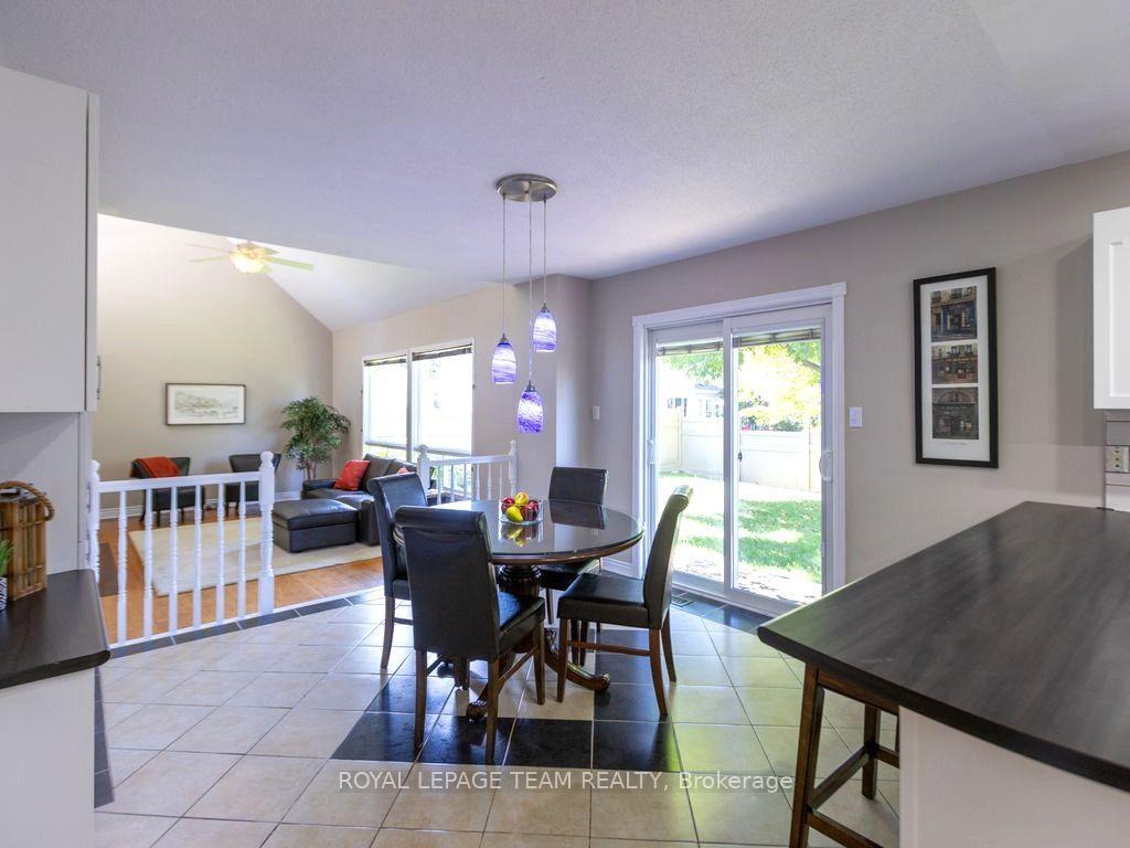 Photo 17 of 48 Delamere Drive, Ottawa, Stittsville (Central) — HOMEH