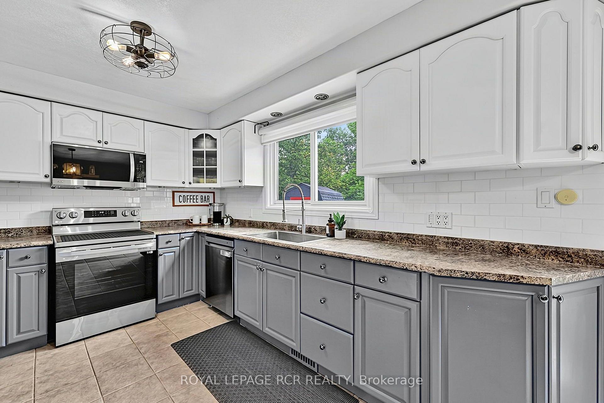 Photo 15 of 169 Mackenzie Street, New Tecumseth, Alliston — HOMEH