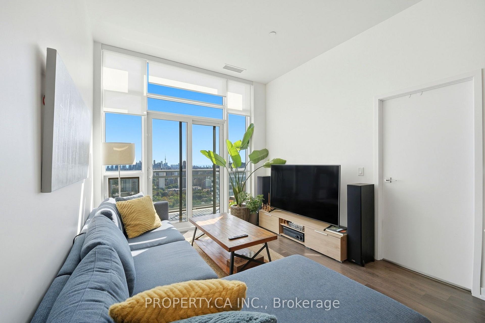 Photo 7 of Unit Ph3608, 89 Dunfield Avenue, Toronto, Mount Pleasant West — HOMEH