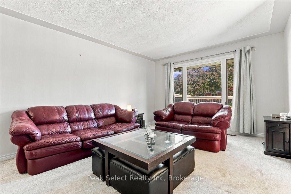 Photo 16 of 207 Byron Street, Zorra, Thamesford — HOMEH