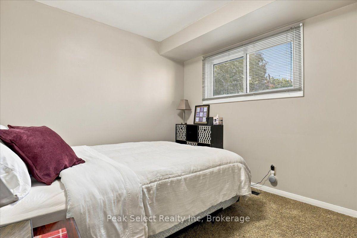 Photo 17 of 207 Byron Street, Zorra, Thamesford — HOMEH