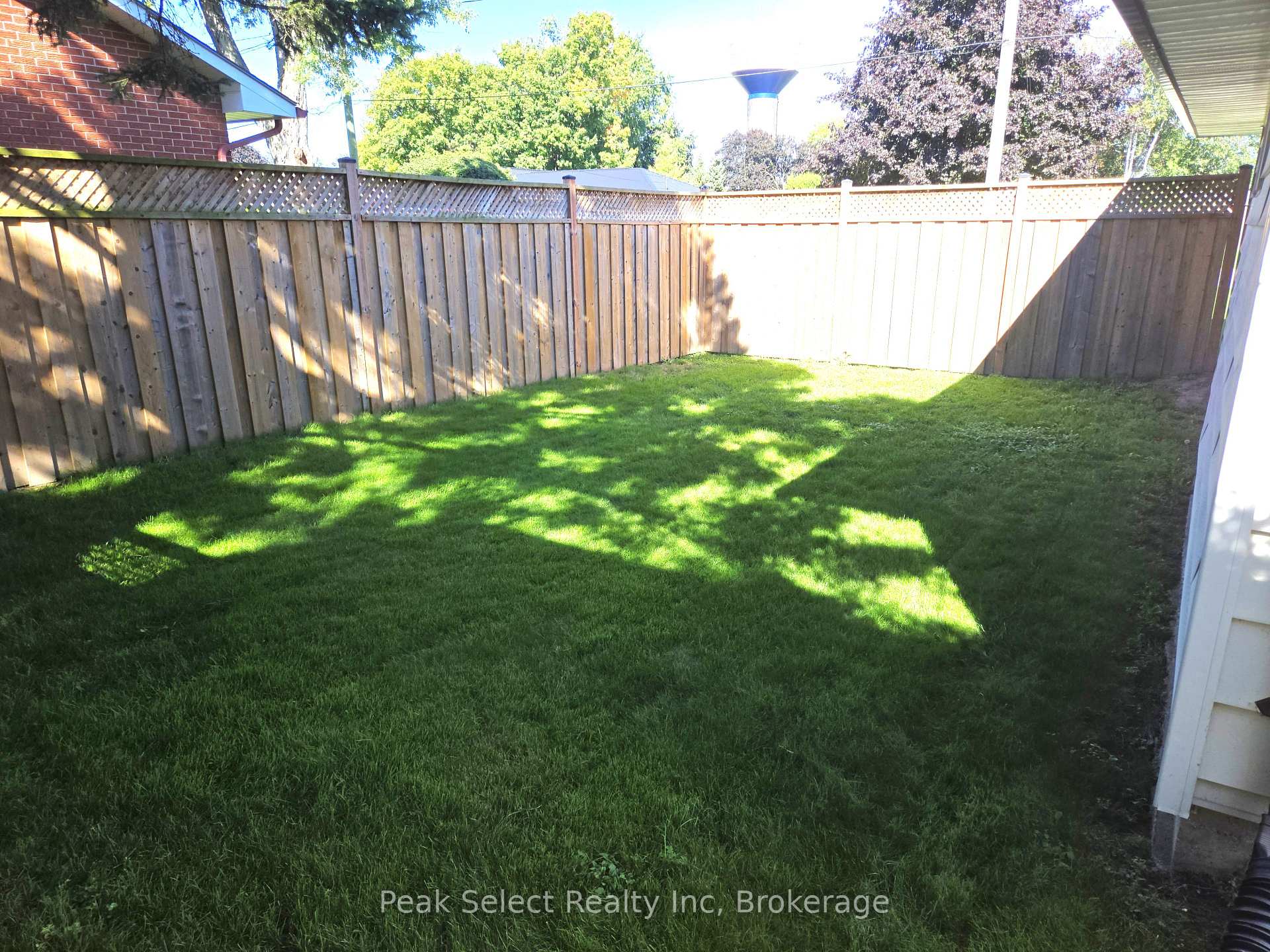 Photo 53 of 207 Byron Street, Zorra, Thamesford — HOMEH