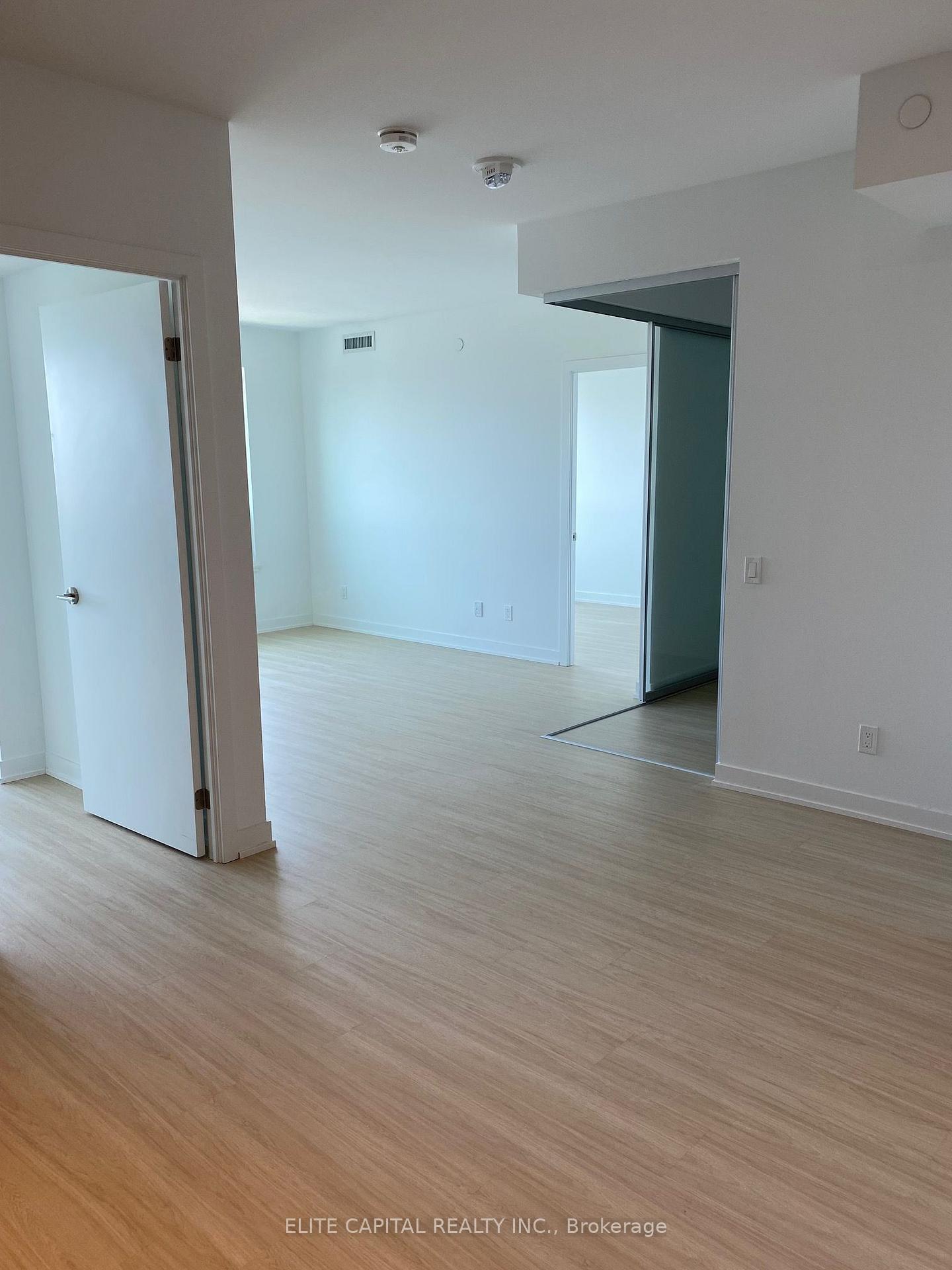 Photo 3 of Unit 5508, 8 Wellesley Street W, Toronto, Bay Street Corridor — HOMEH