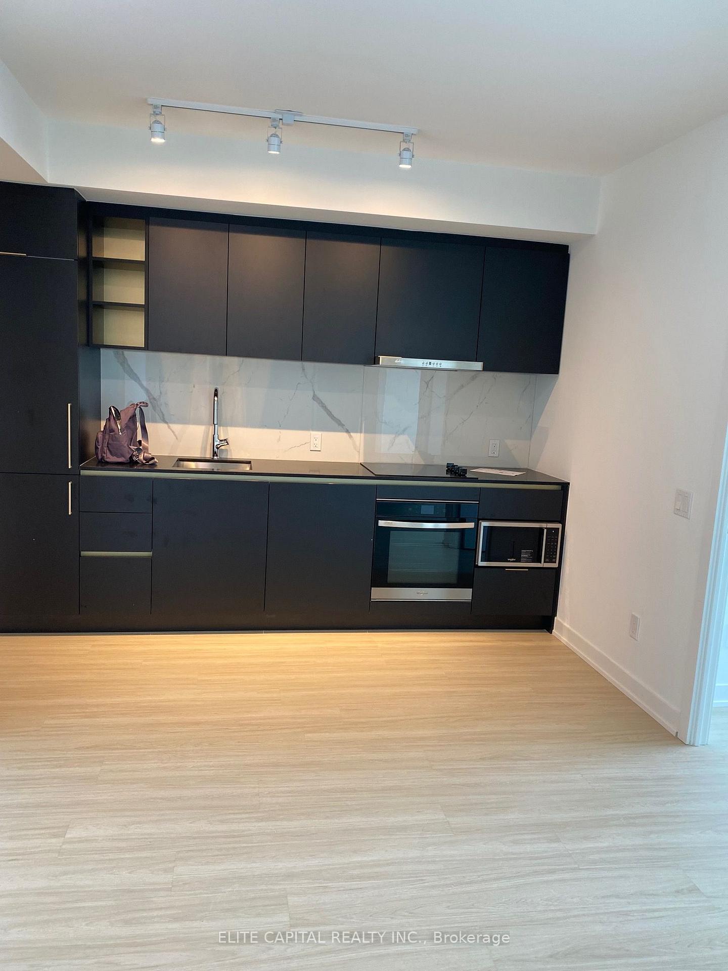 Photo 5 of Unit 5508, 8 Wellesley Street W, Toronto, Bay Street Corridor — HOMEH