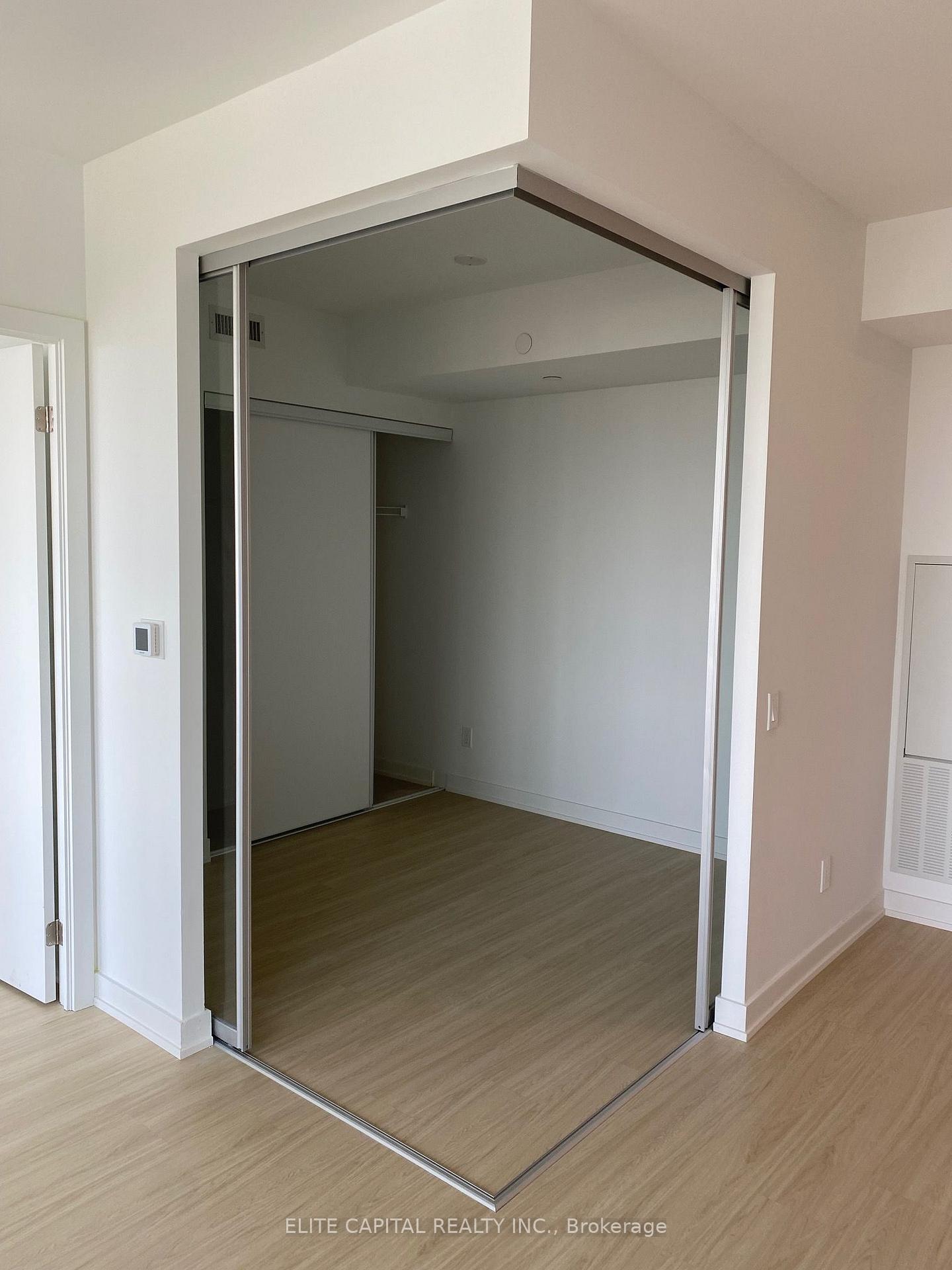 Photo 9 of Unit 5508, 8 Wellesley Street W, Toronto, Bay Street Corridor — HOMEH