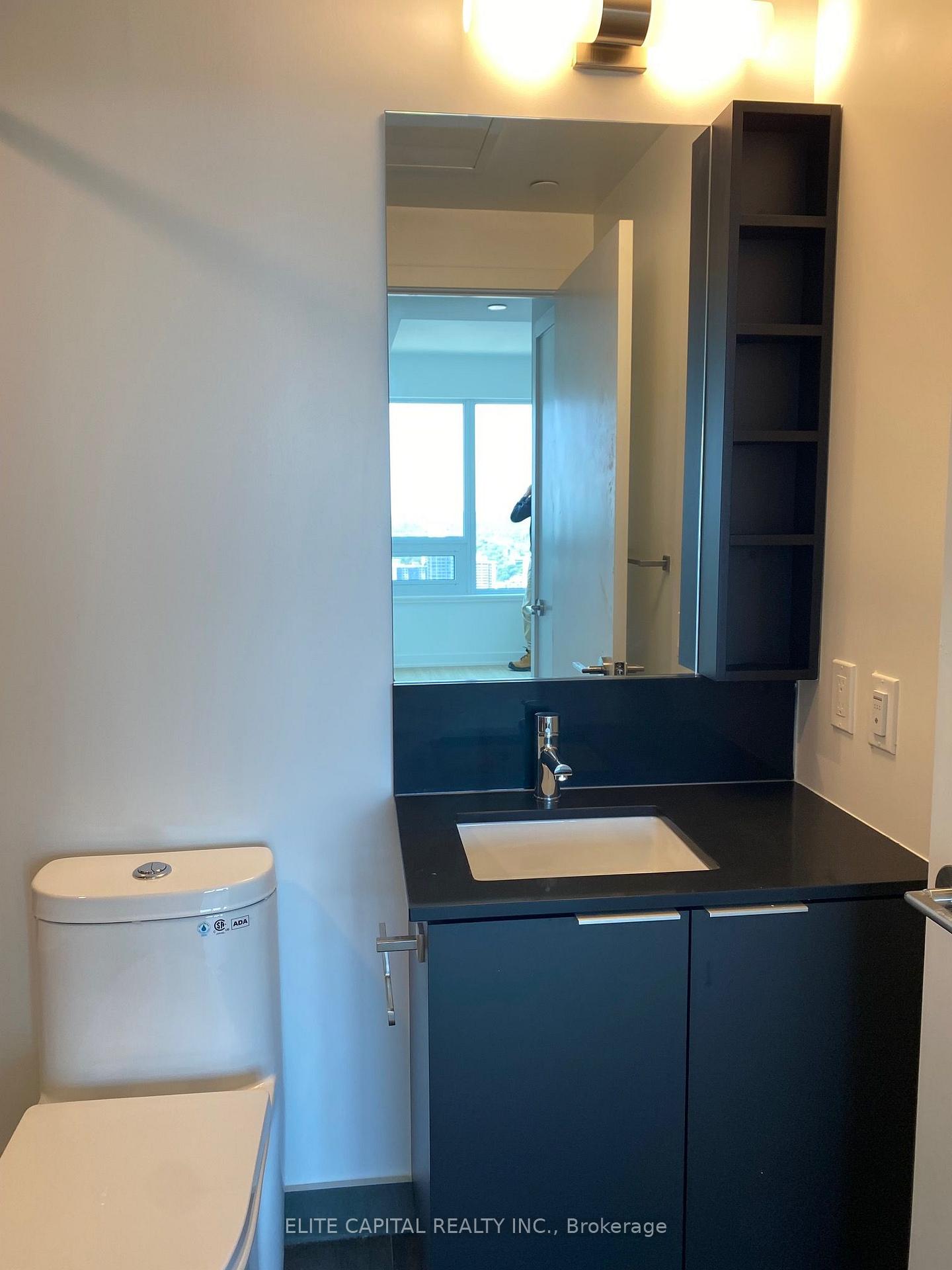 Photo 12 of Unit 5508, 8 Wellesley Street W, Toronto, Bay Street Corridor — HOMEH