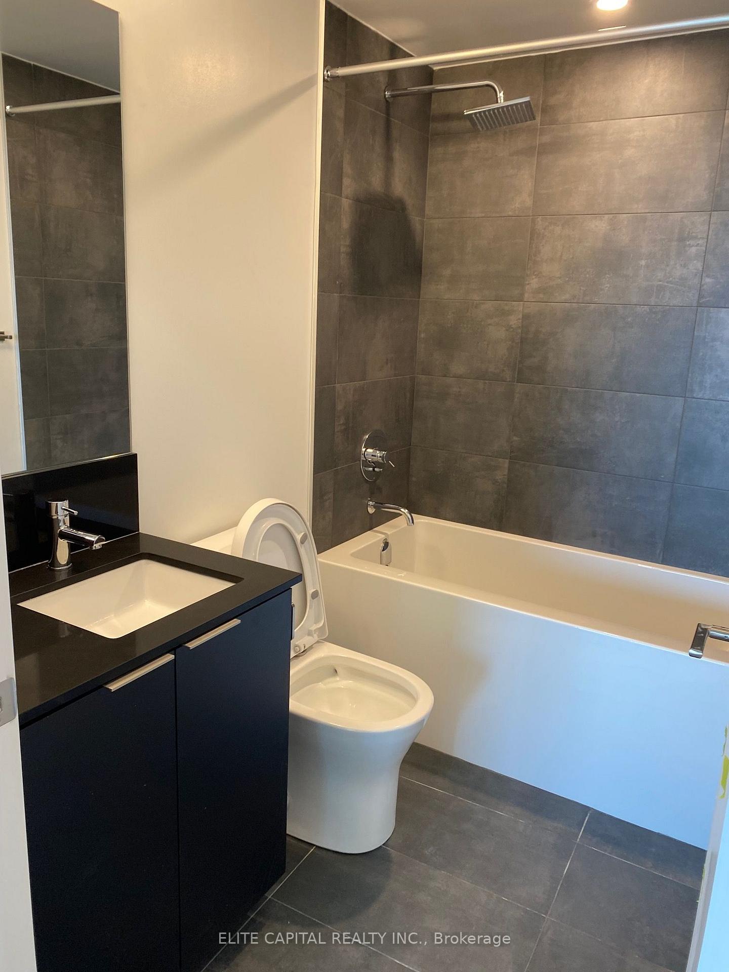 Photo 16 of Unit 5508, 8 Wellesley Street W, Toronto, Bay Street Corridor — HOMEH