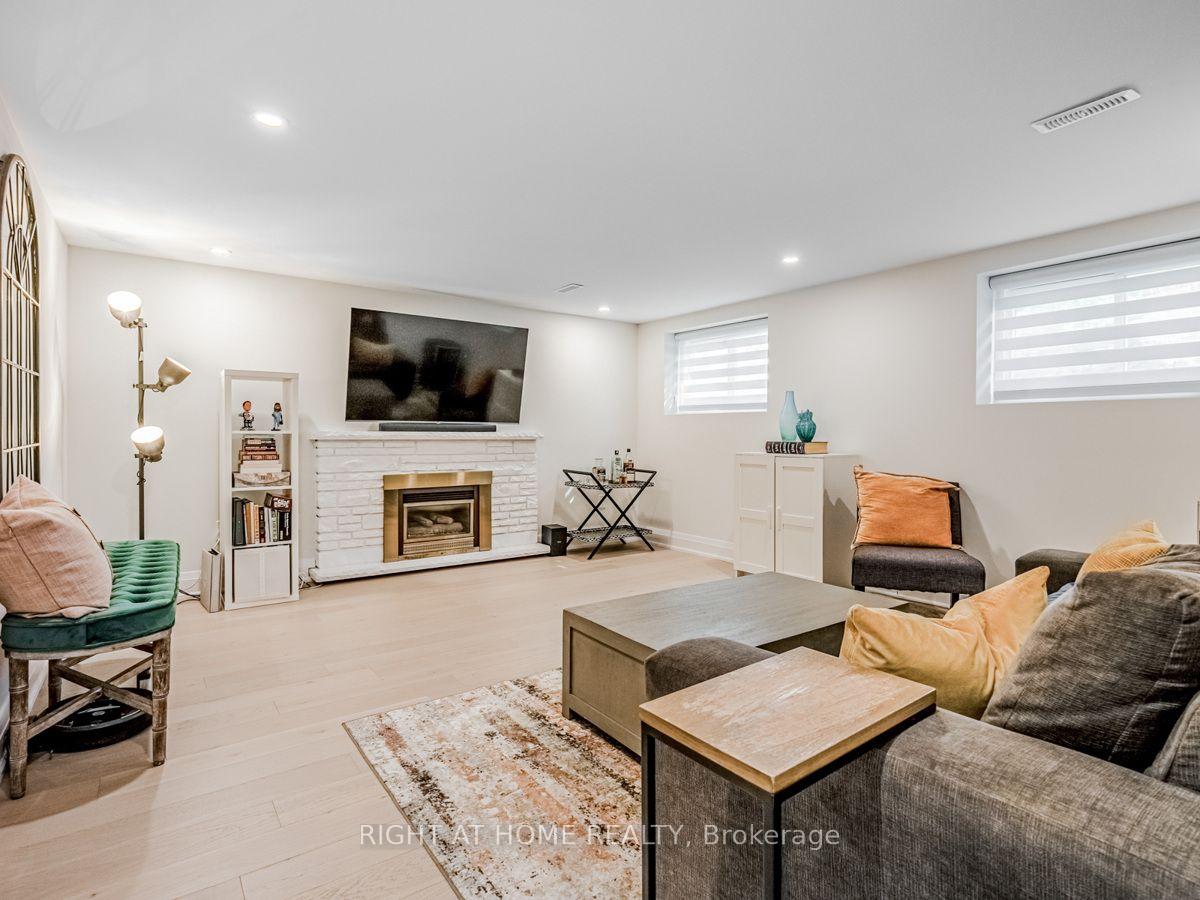 Photo 10 of 883 Francis Road, Burlington, LaSalle — HOMEH