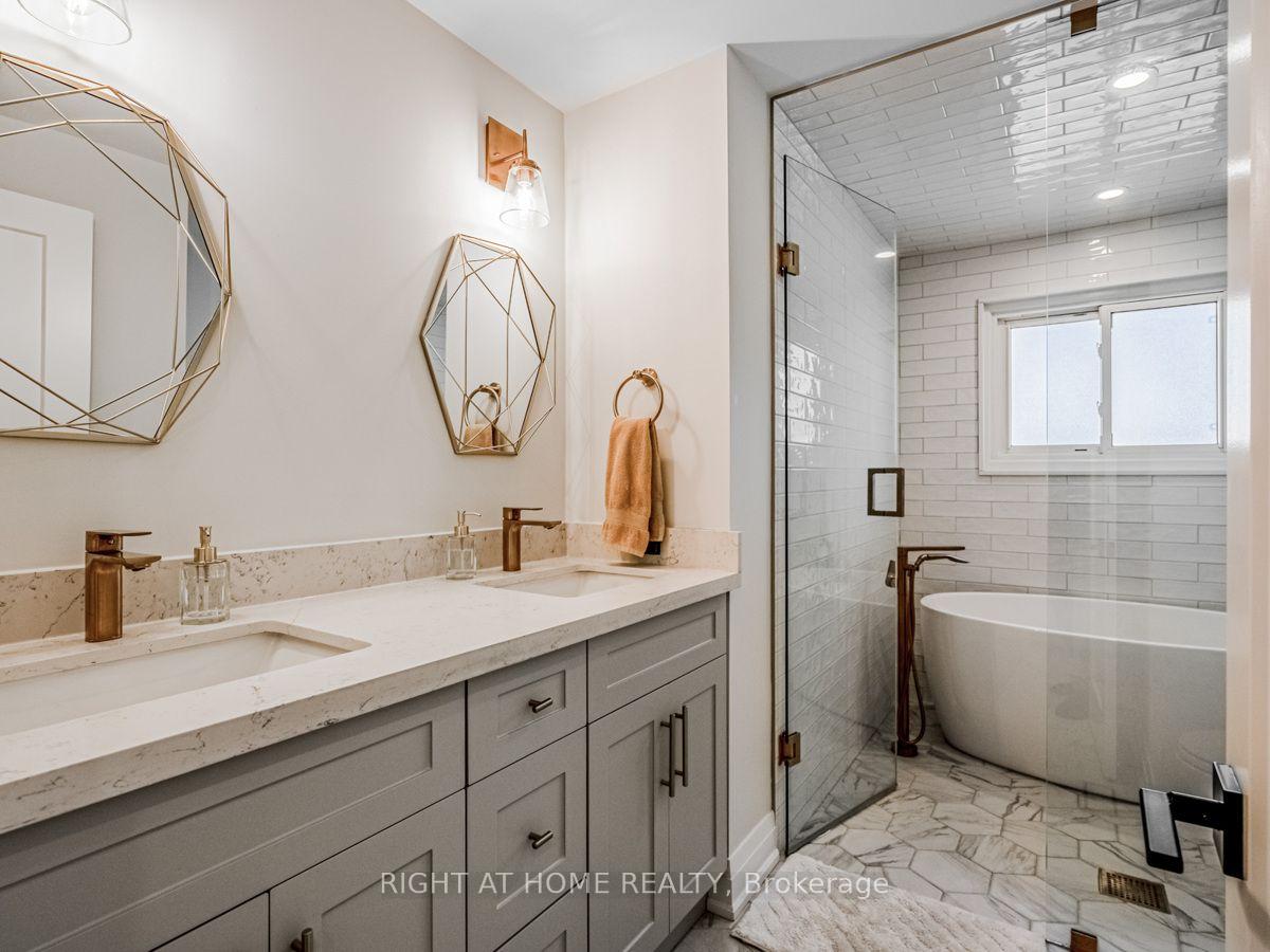 Photo 12 of 883 Francis Road, Burlington, LaSalle — HOMEH