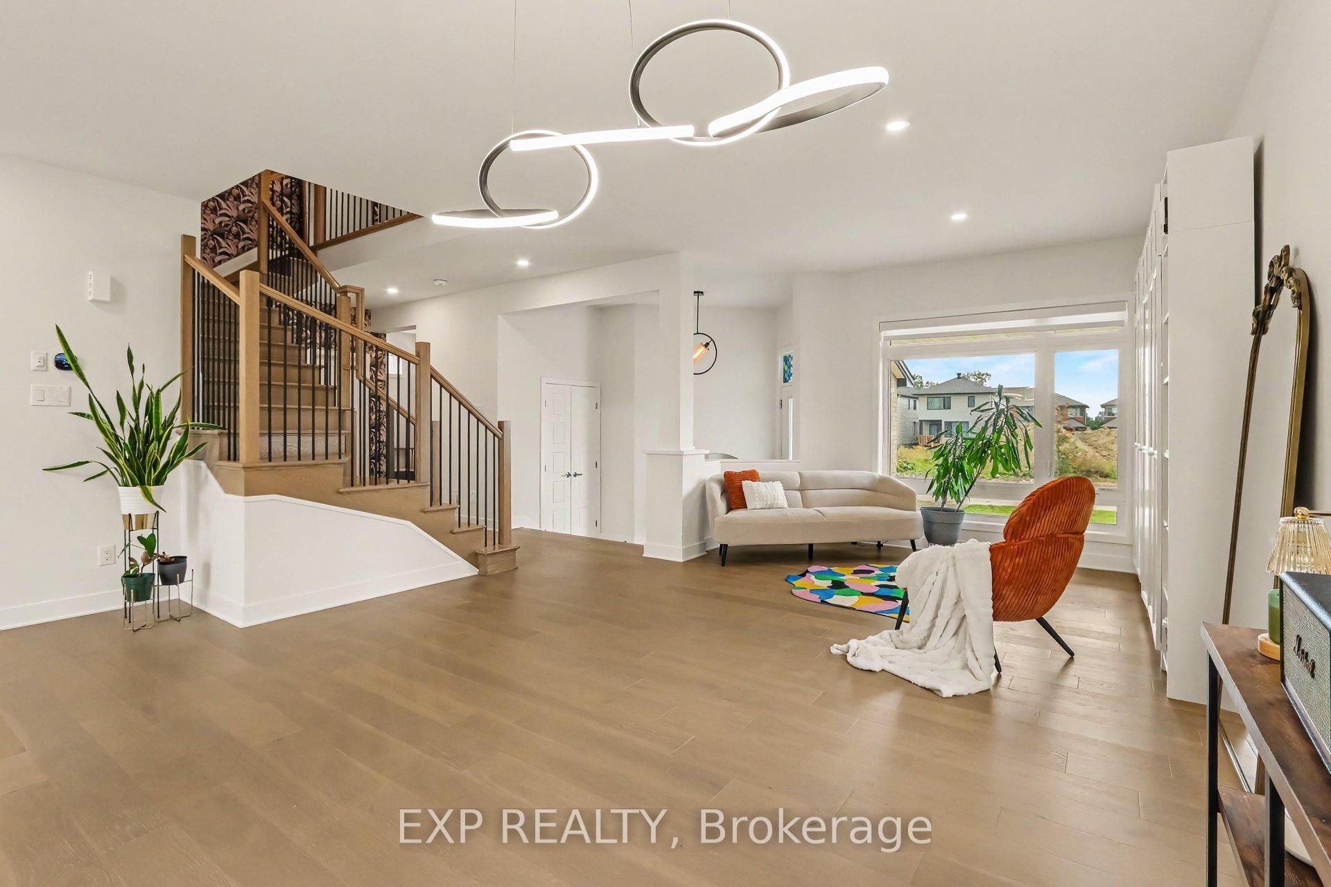 Photo 6 of 810 Acai Way, Ottawa, Riverside South/Gloucester Glen — HOMEH