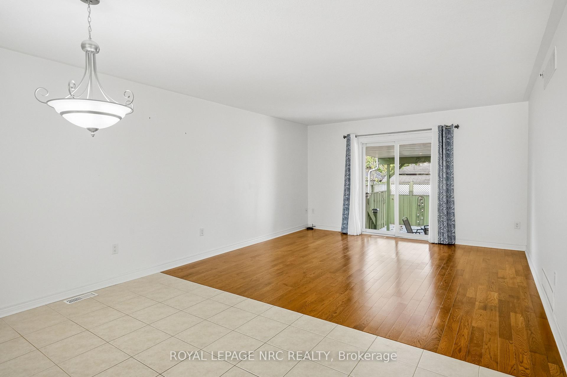 Photo 14 of 8 Bluegrass Crescent, St. Catharines, Oakdale — HOMEH