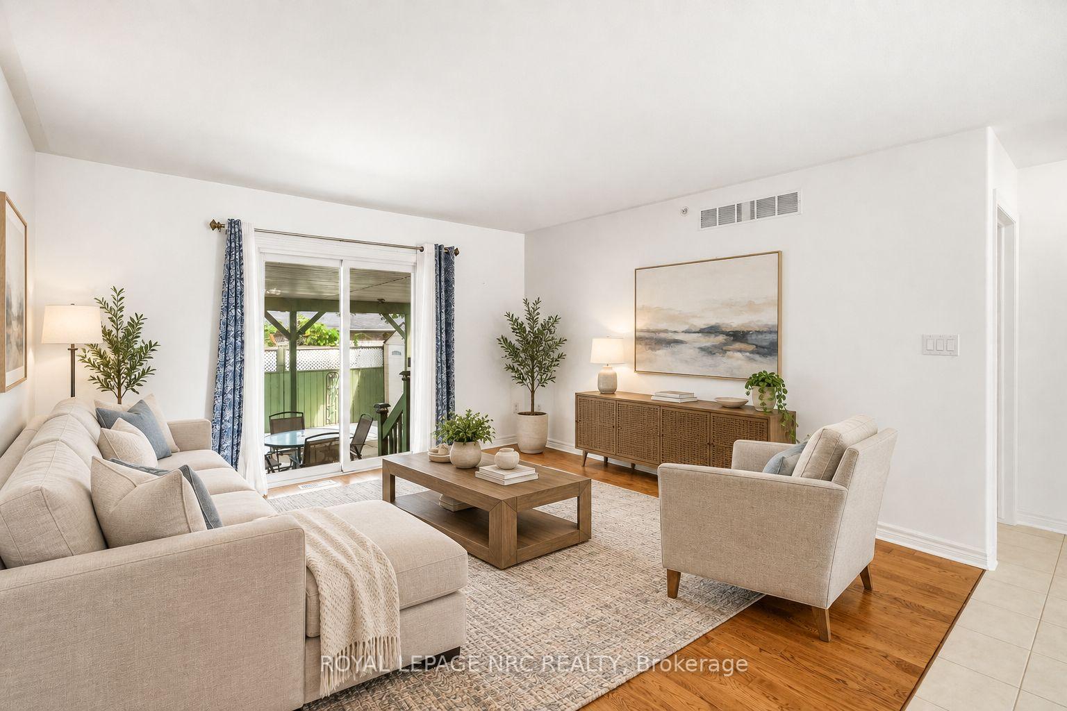 Photo 16 of 8 Bluegrass Crescent, St. Catharines, Oakdale — HOMEH