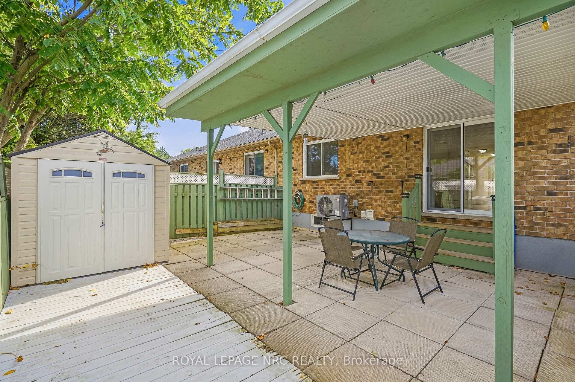 Photo 30 of 8 Bluegrass Crescent, St. Catharines, Oakdale — HOMEH