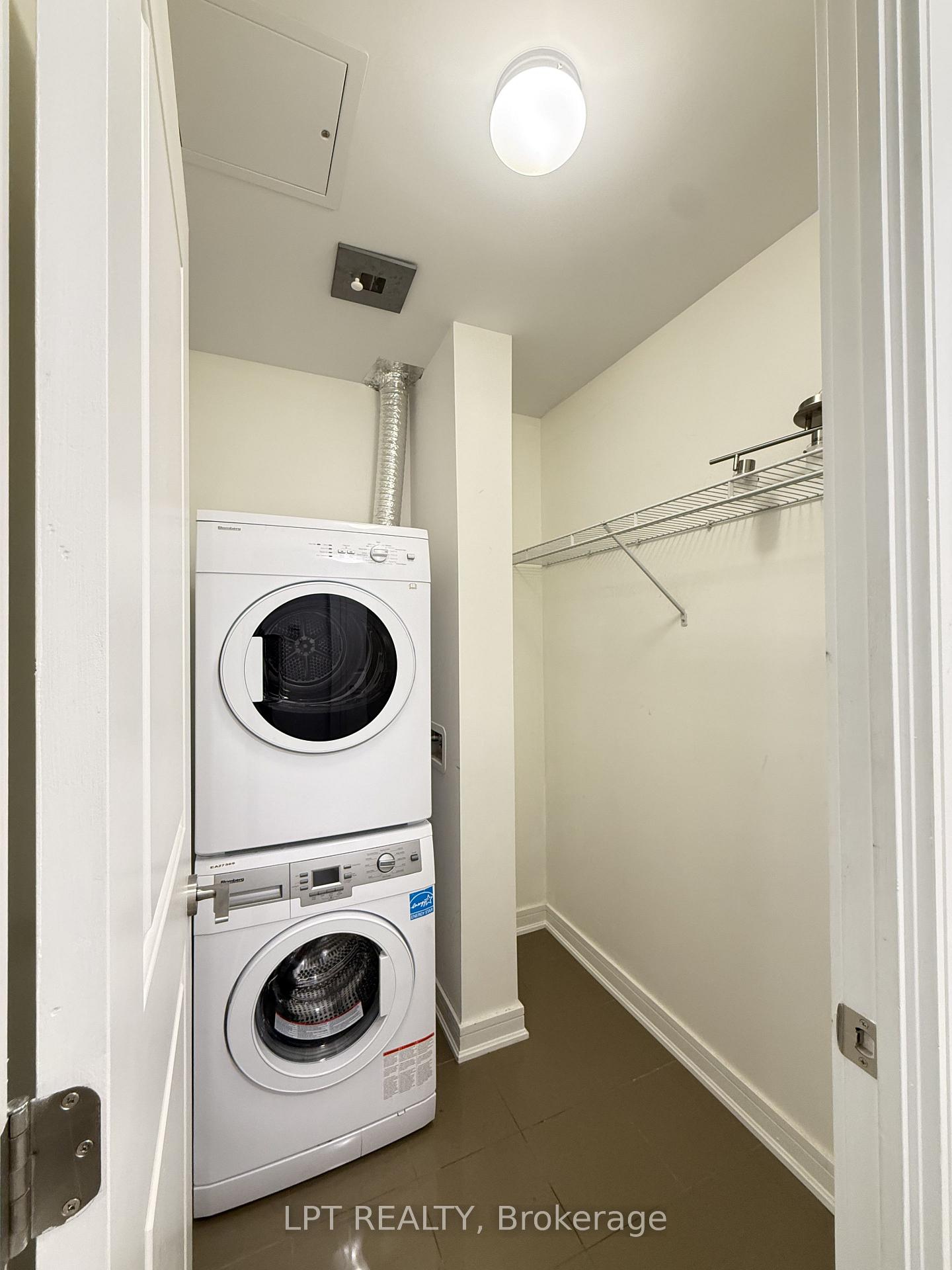 Photo 10 of Unit 613, 9191 Yonge Street, Richmond Hill, Langstaff — HOMEH