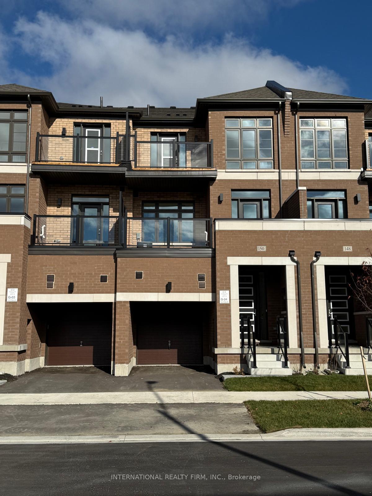 Front of 150 Turnberry Lane