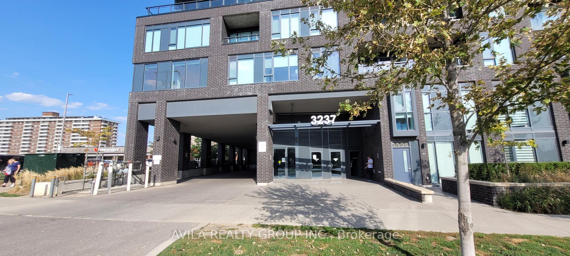 Photo 3 of Unit 1108, 3237 Bayview Avenue, North York, Bayview Woods-Steeles — HOMEH