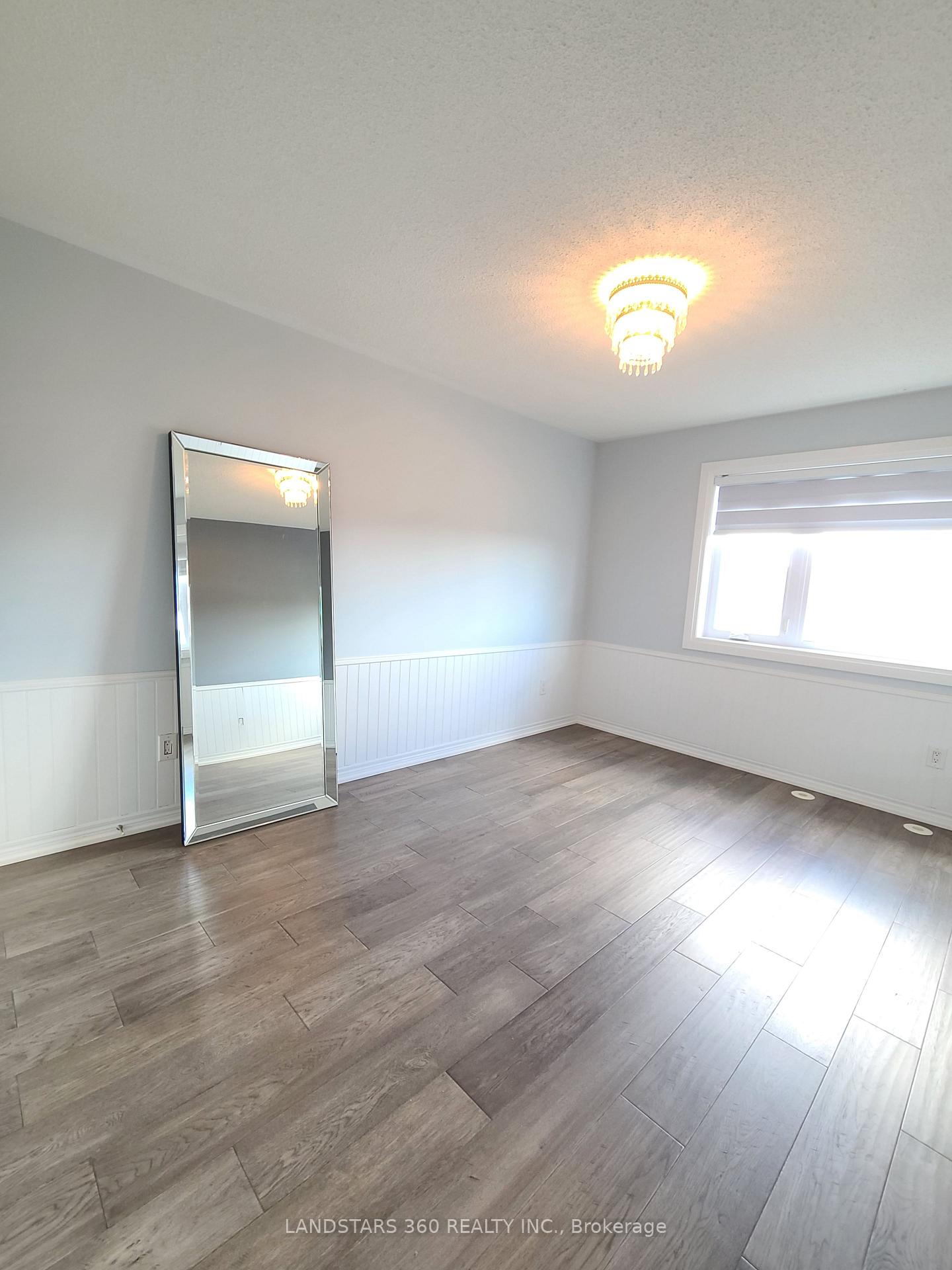 Photo 26 of 53 Zokol Drive, Aurora, Bayview Northeast — HOMEH