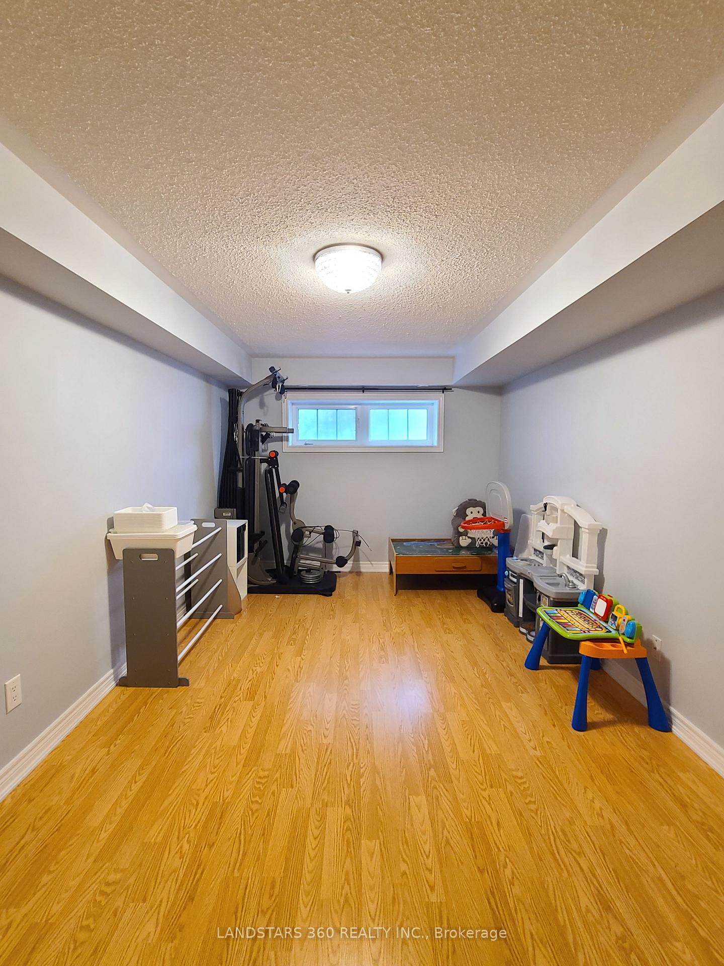 Photo 34 of 53 Zokol Drive, Aurora, Bayview Northeast — HOMEH
