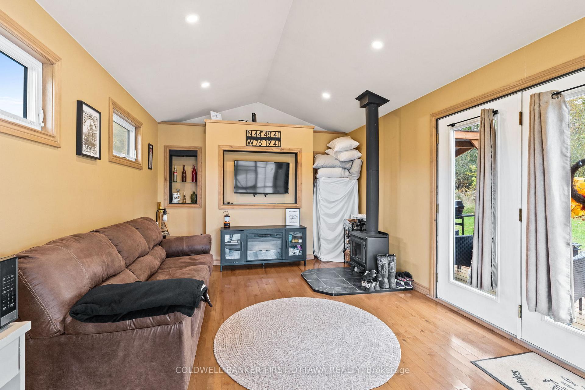 Photo 27 of 4210 Scotch Line Road, Tay Valley, Bathurst/Burgess & Sherbrooke (North Burgess) Twp — HOMEH