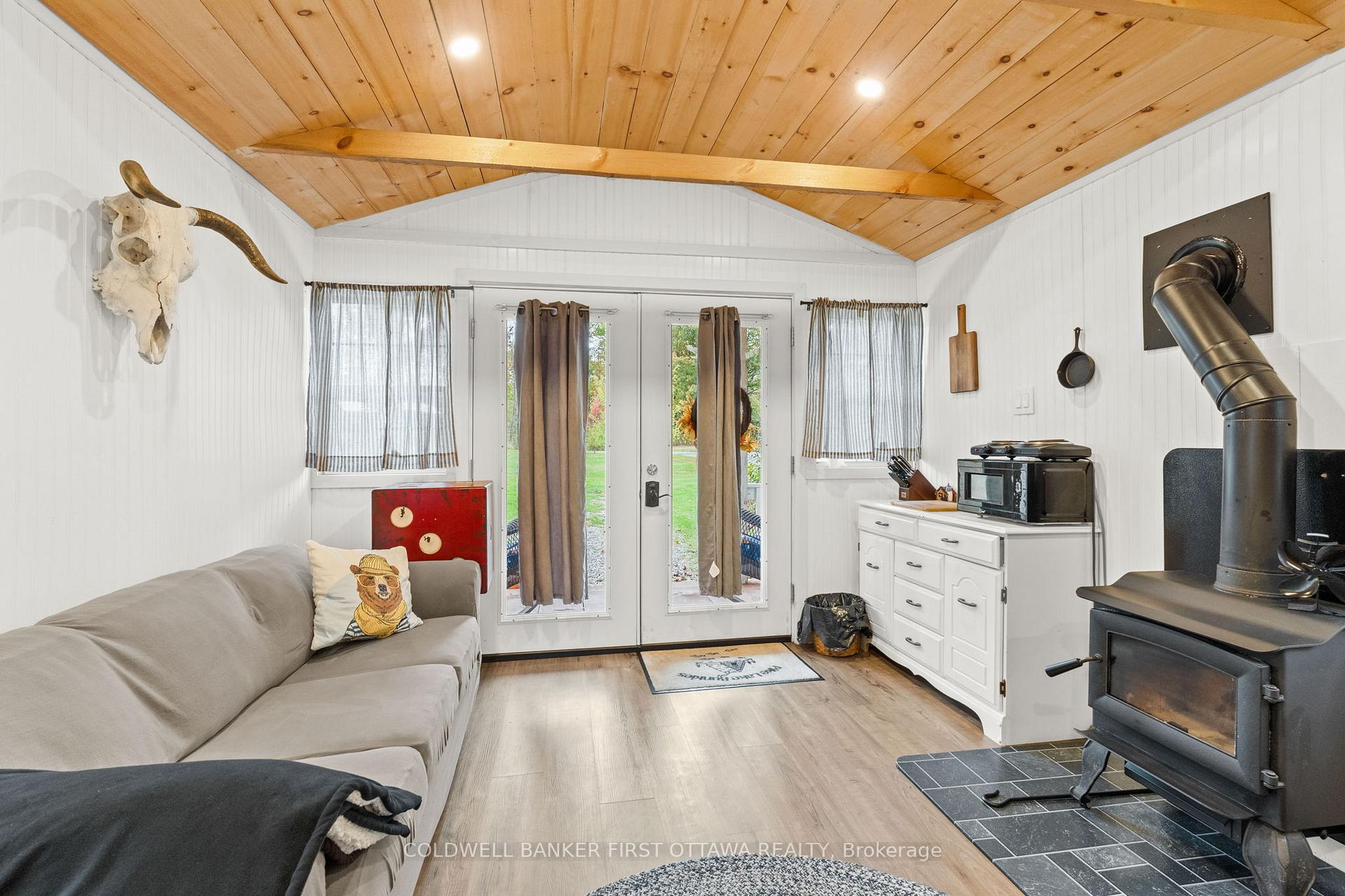 Photo 32 of 4210 Scotch Line Road, Tay Valley, Bathurst/Burgess & Sherbrooke (North Burgess) Twp — HOMEH