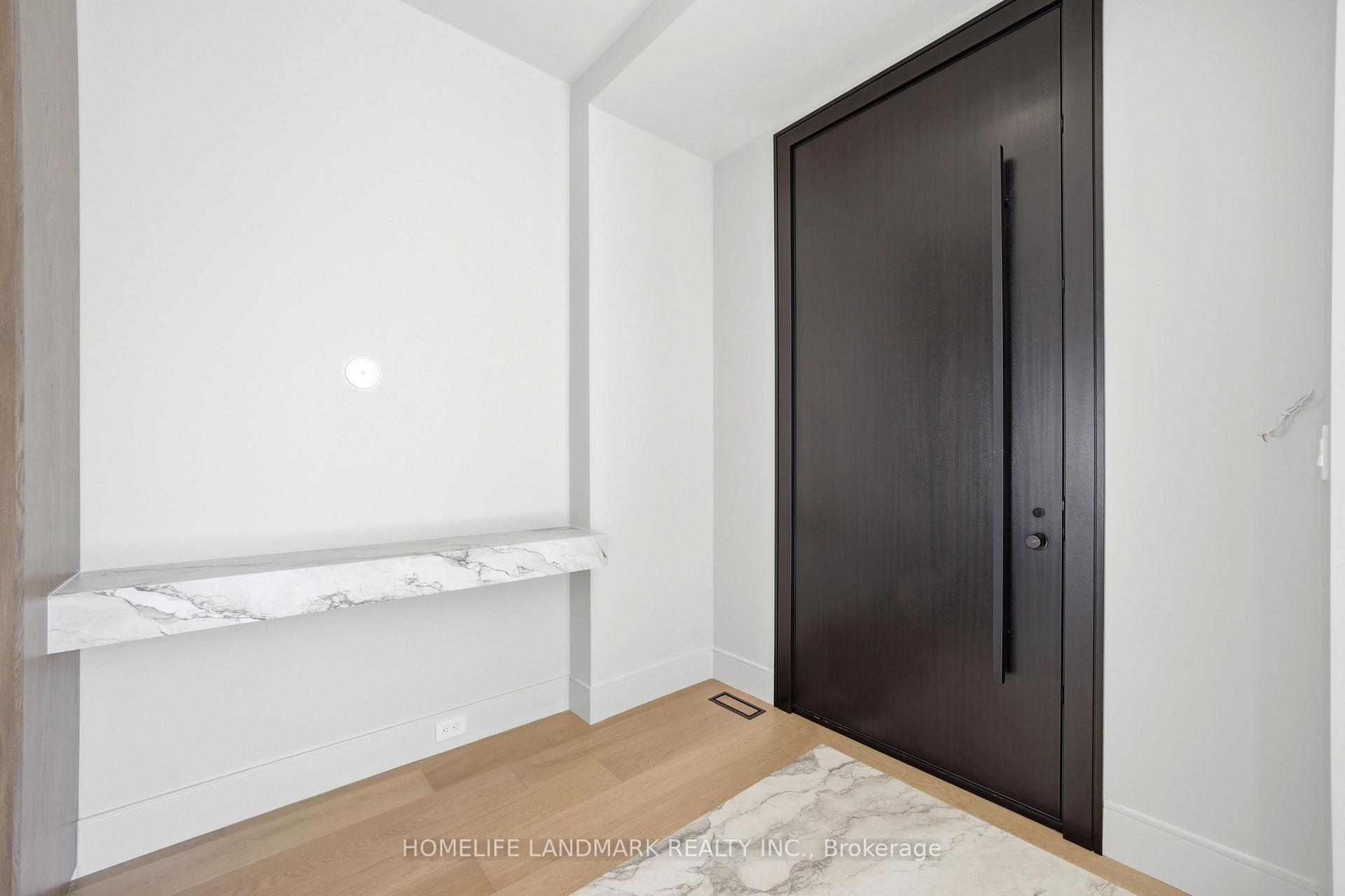 Photo 3 of 88 Duncan Road, Richmond Hill, Langstaff — HOMEH