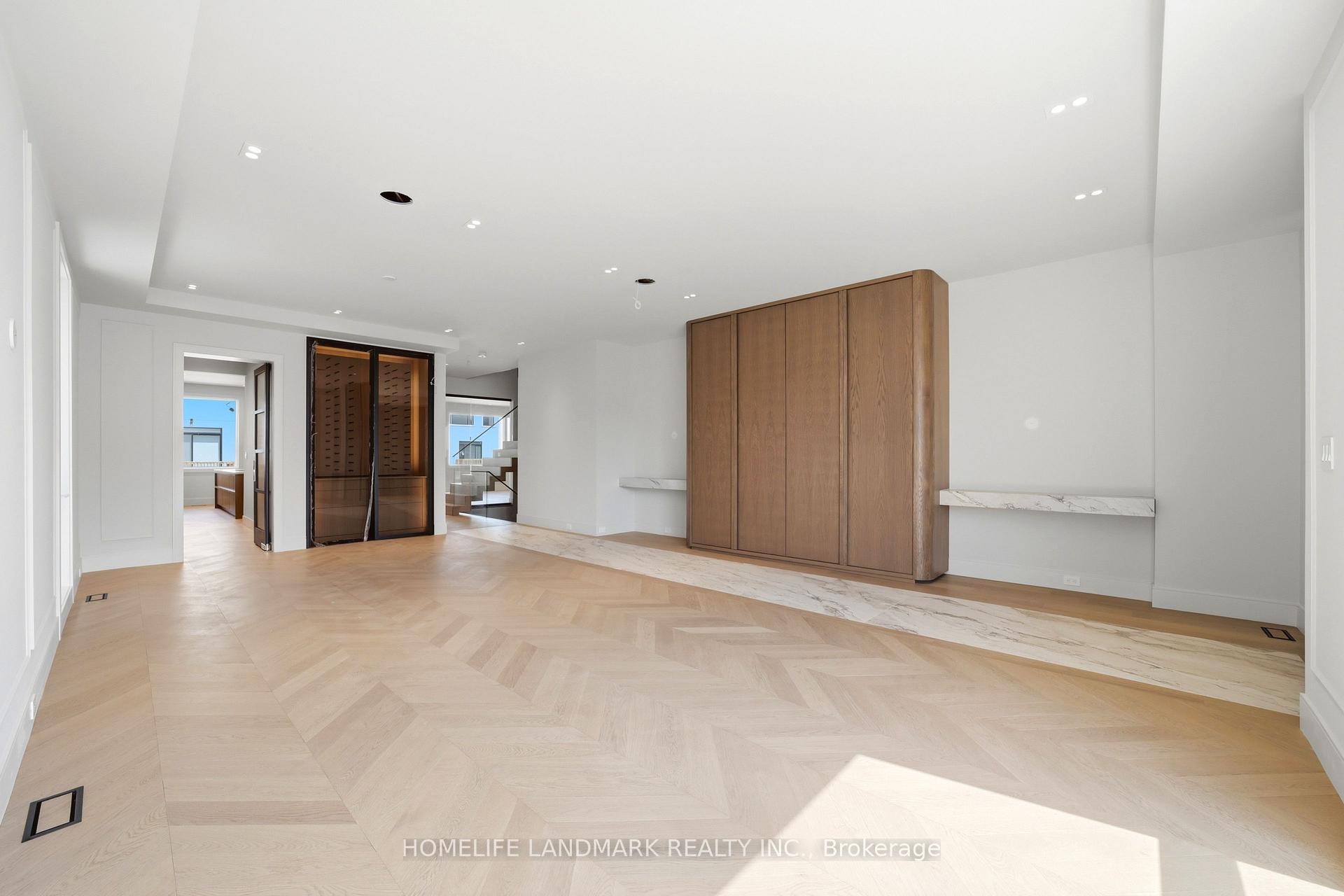 Photo 6 of 88 Duncan Road, Richmond Hill, Langstaff — HOMEH