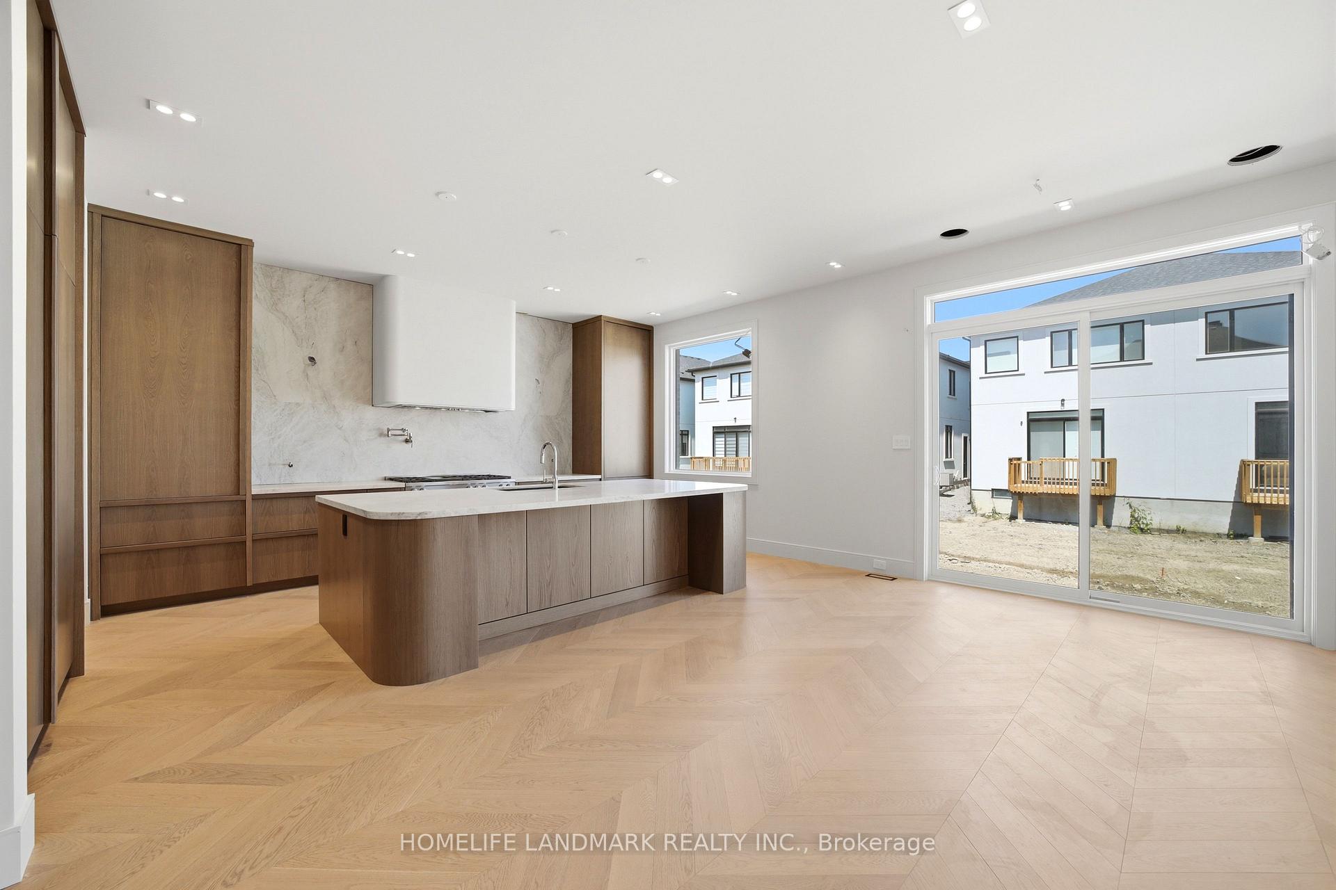 Photo 8 of 88 Duncan Road, Richmond Hill, Langstaff — HOMEH