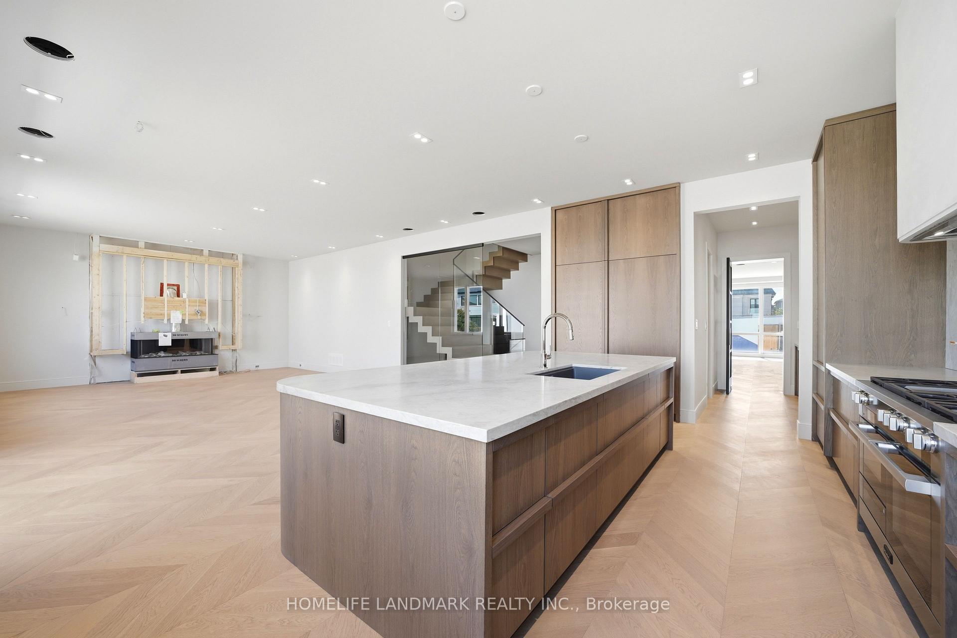 Photo 12 of 88 Duncan Road, Richmond Hill, Langstaff — HOMEH