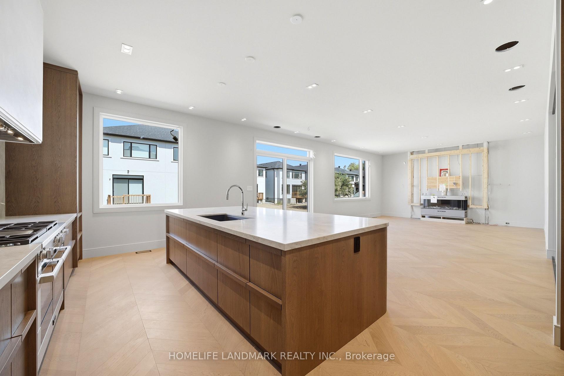 Photo 13 of 88 Duncan Road, Richmond Hill, Langstaff — HOMEH