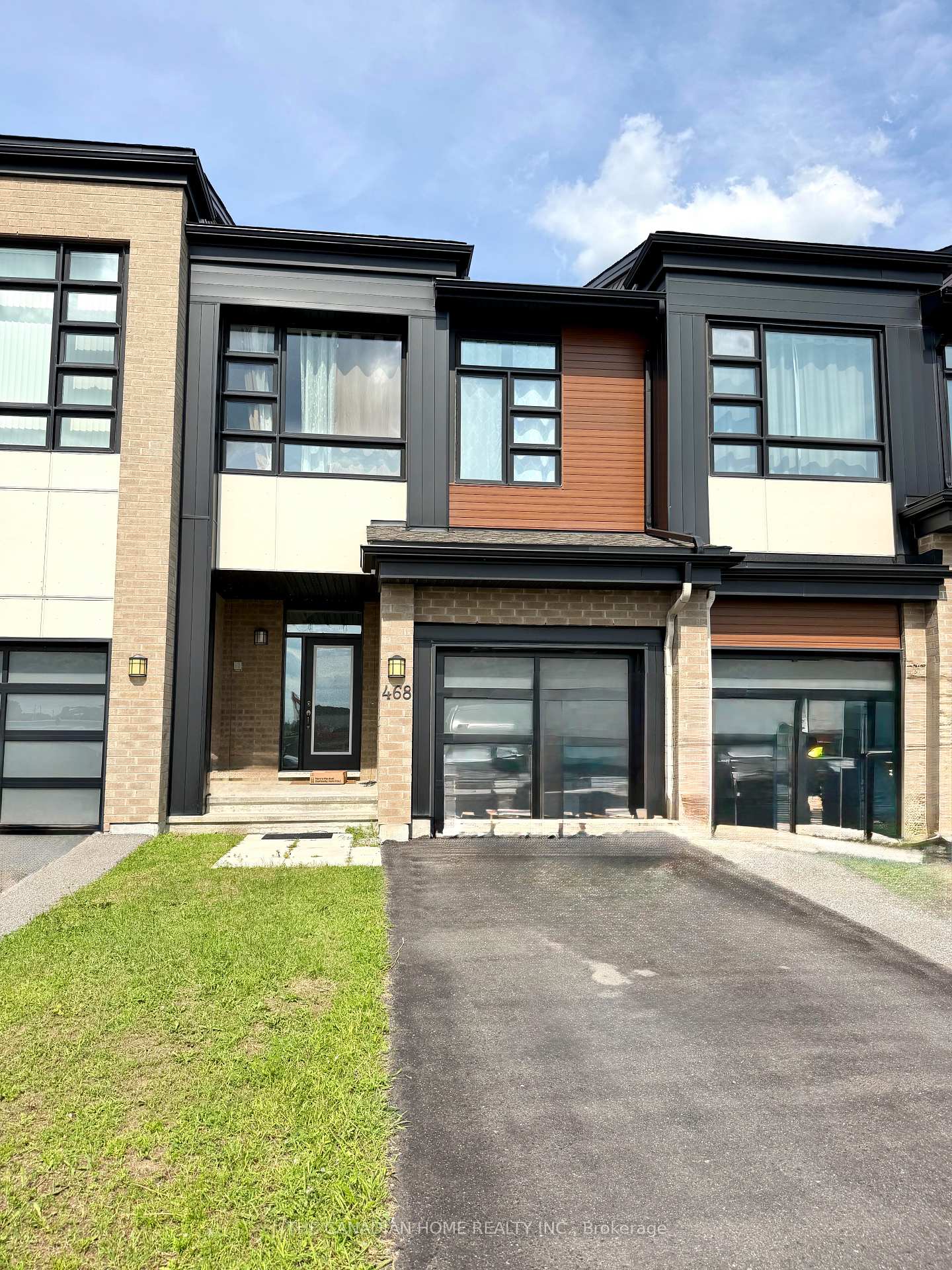 Photo 2 of 133 Teelin Circle, Ottawa, Barrhaven - Half Moon Bay — HOMEH