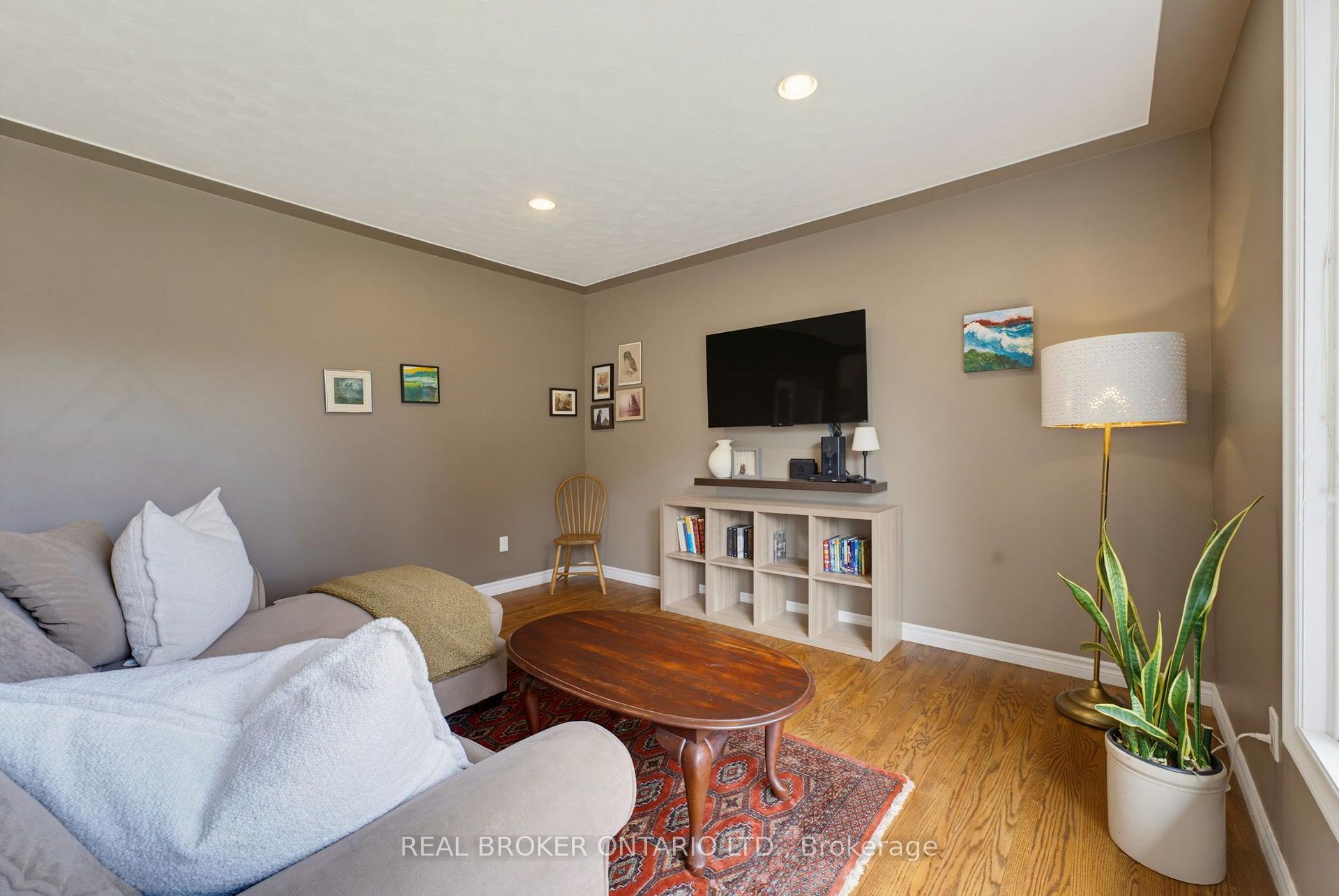 Photo 4 of 87 Ball Street, Brant, Paris — HOMEH