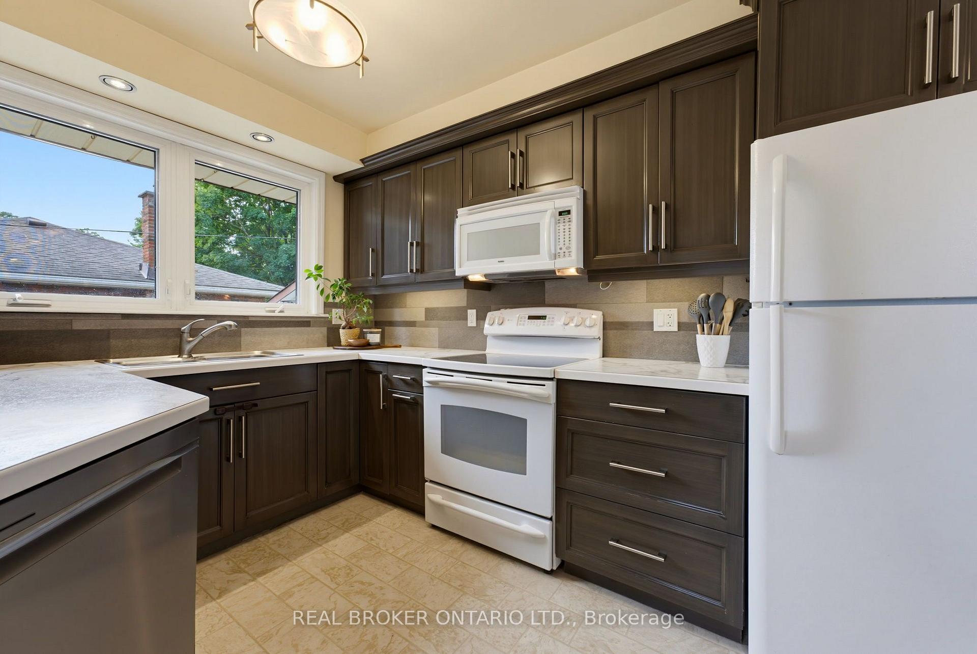 Photo 9 of 87 Ball Street, Brant, Paris — HOMEH