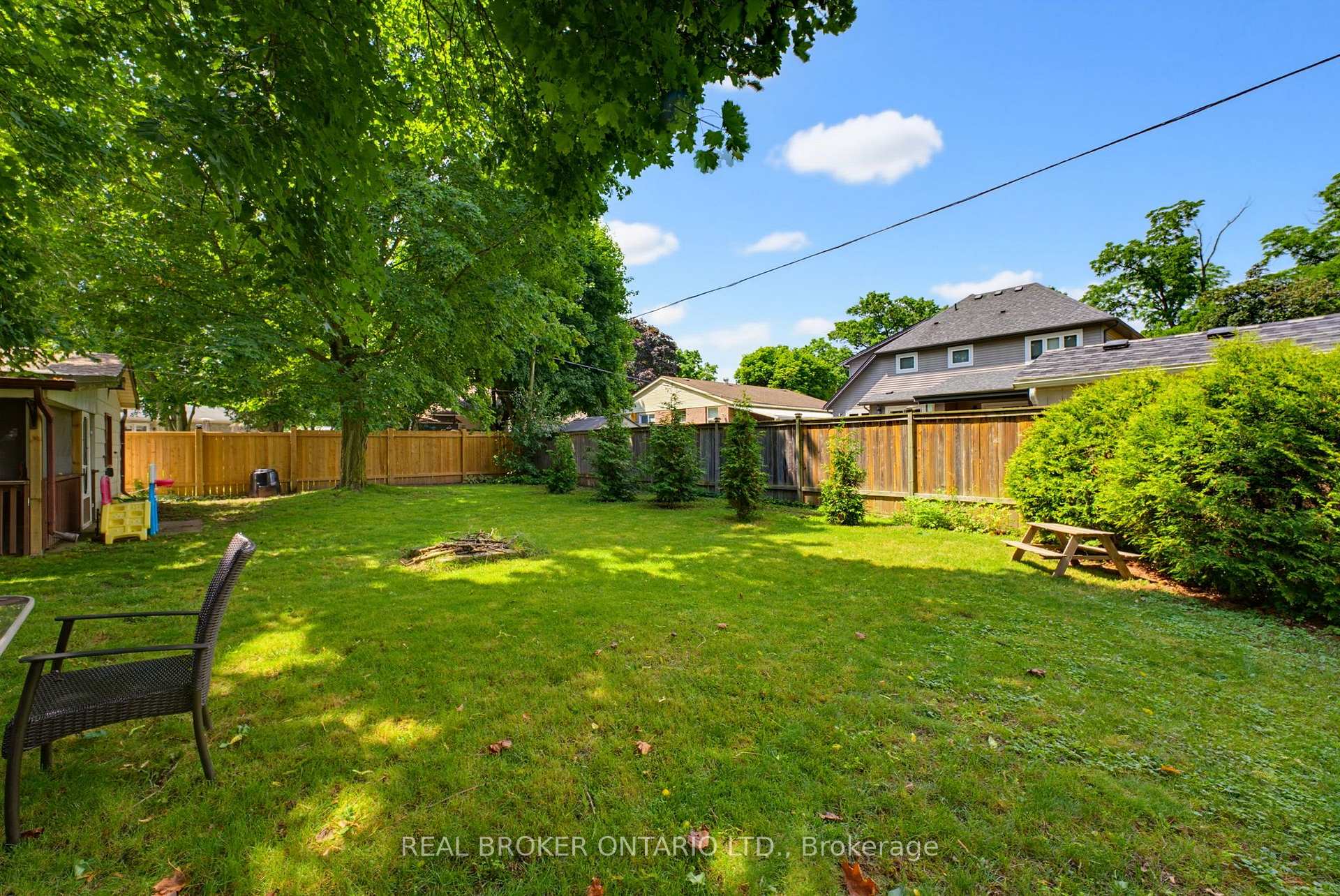 Photo 25 of 87 Ball Street, Brant, Paris — HOMEH