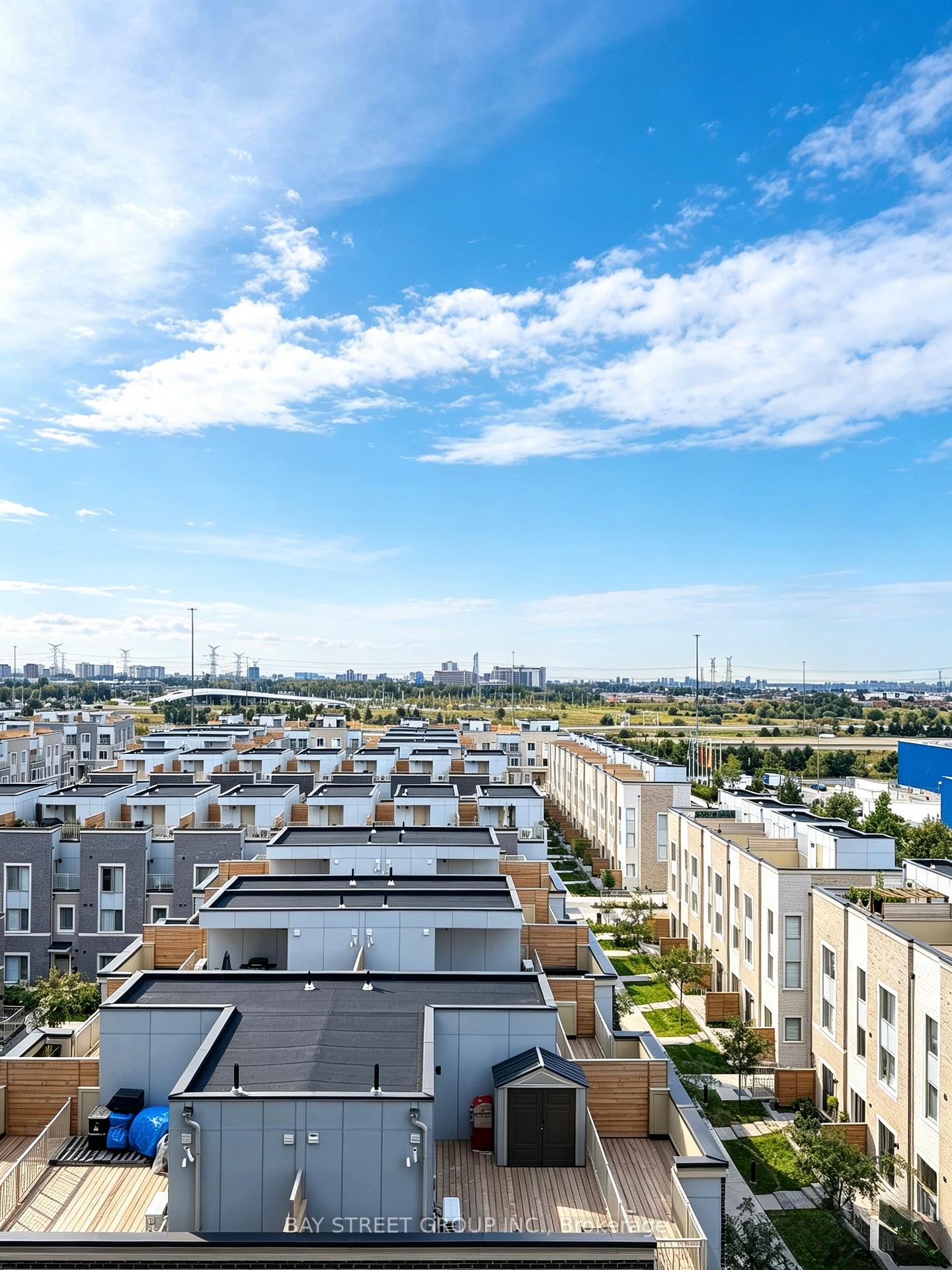 Photo 18 of Unit 710, 10 Honeycrisp Crescent, Vaughan, Vaughan Corporate Centre — HOMEH