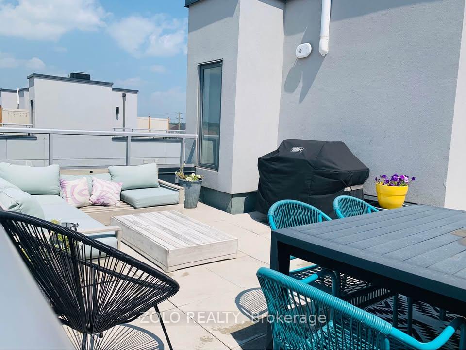 Photo 10 of Unit 318, 3058 Sixth Line, Oakville, Glenorchy — HOMEH