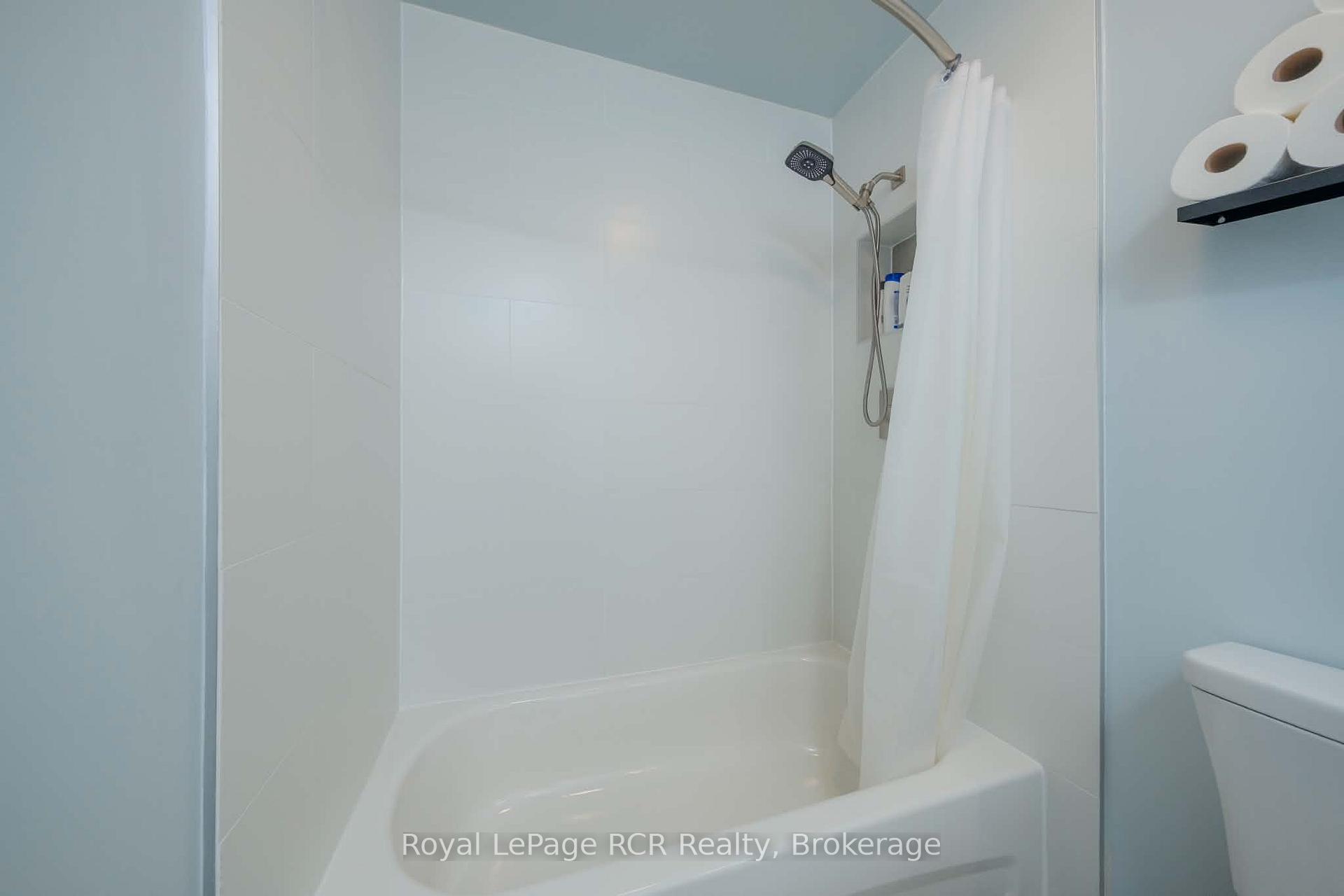 Photo 16 of 727 Johnston Crescent, Kincardine — HOMEH
