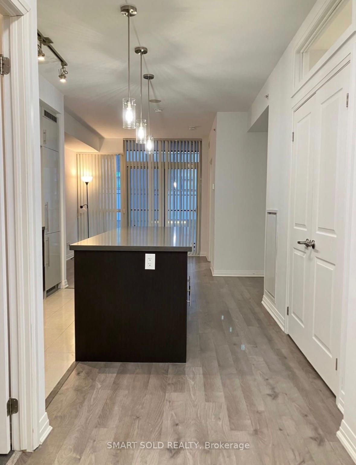 Photo 2 of Unit 415, 8 Mercer Street, Toronto, Waterfront Communities — HOMEH