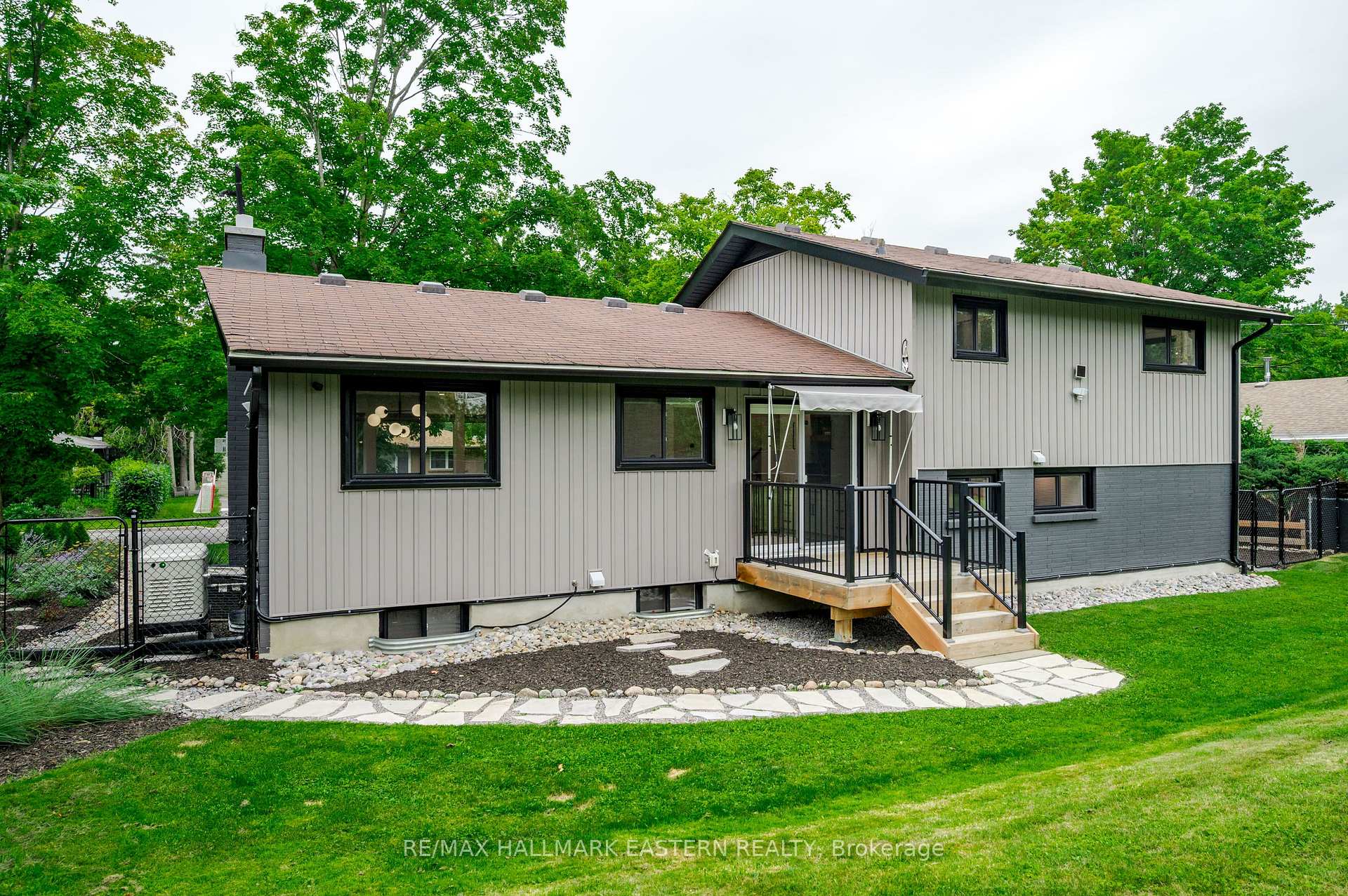 Photo 39 of 780 Hopkins Avenue, Peterborough, Town Ward 3 — HOMEH