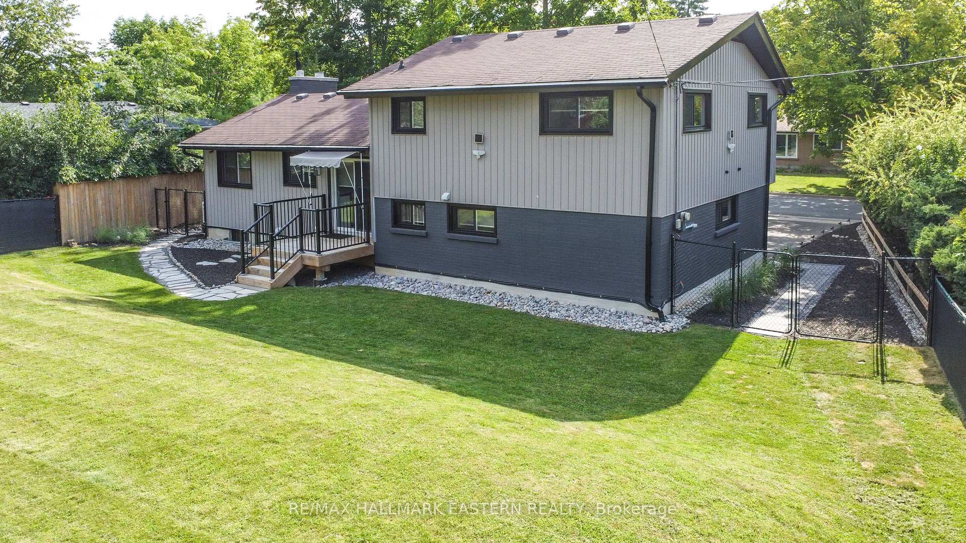 Photo 44 of 780 Hopkins Avenue, Peterborough, Town Ward 3 — HOMEH