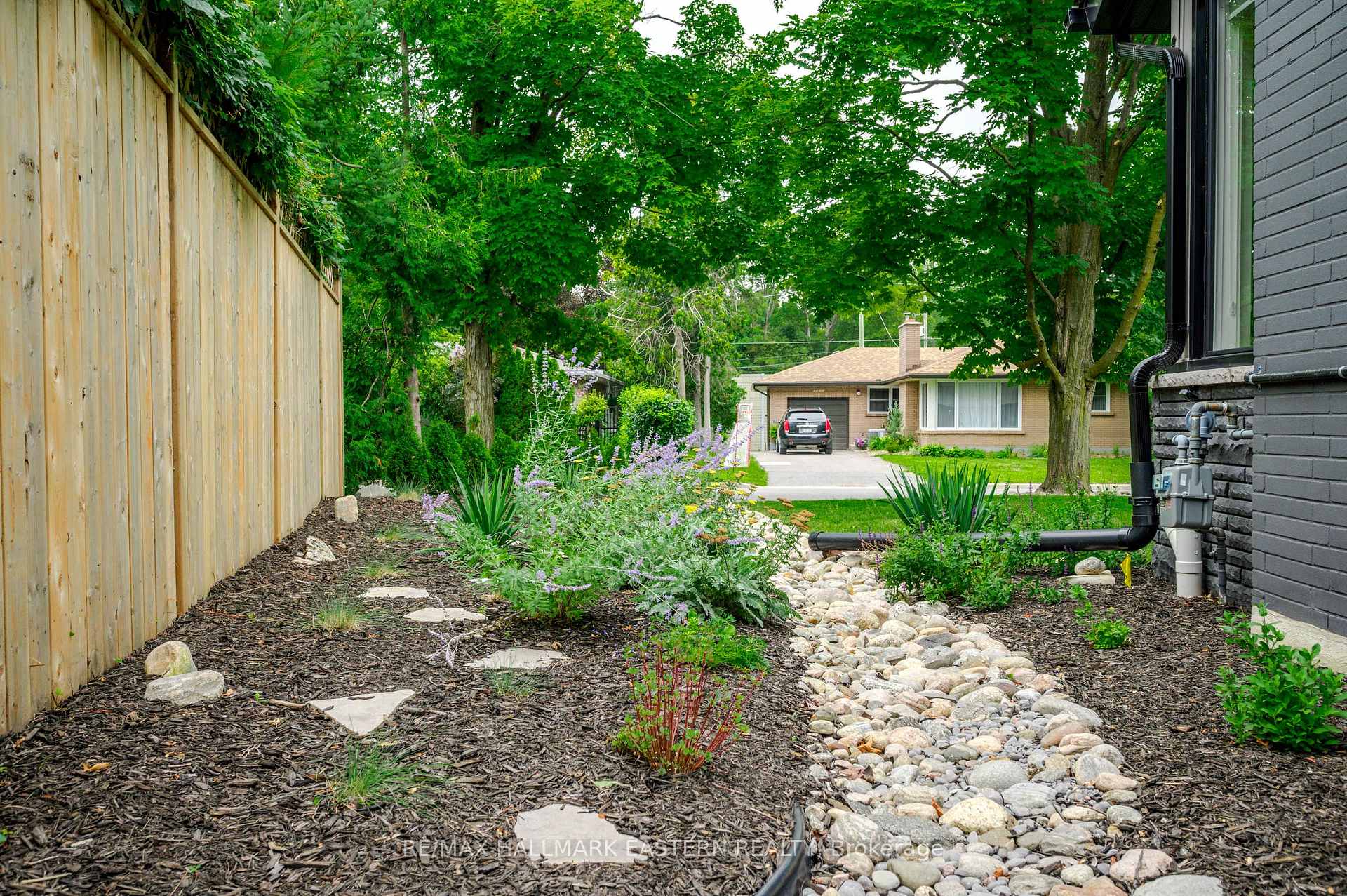 Photo 45 of 780 Hopkins Avenue, Peterborough, Town Ward 3 — HOMEH